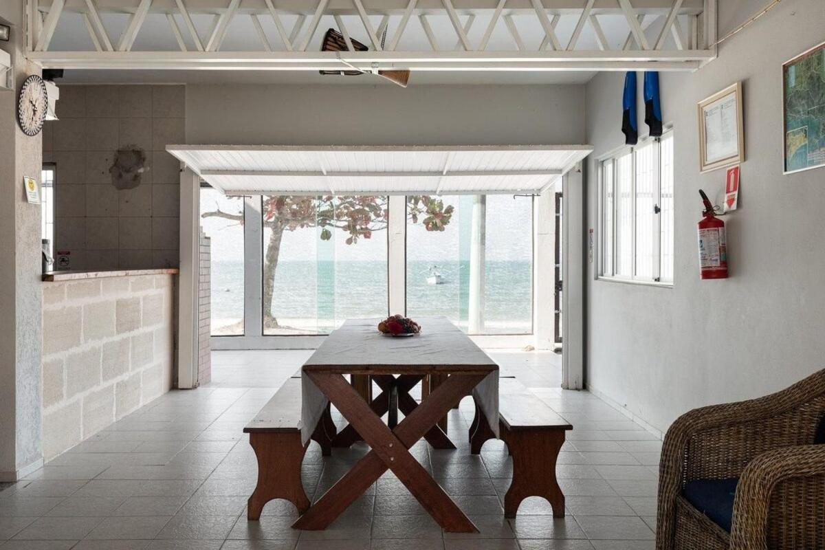 Pé na areia Armação da Piedade Casa Pé na Areia Frente Mar Gov Celso Ramos