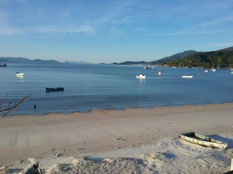 Pé na areia Armação da Piedade Casa Pé na Areia Frente Mar Gov Celso Ramos