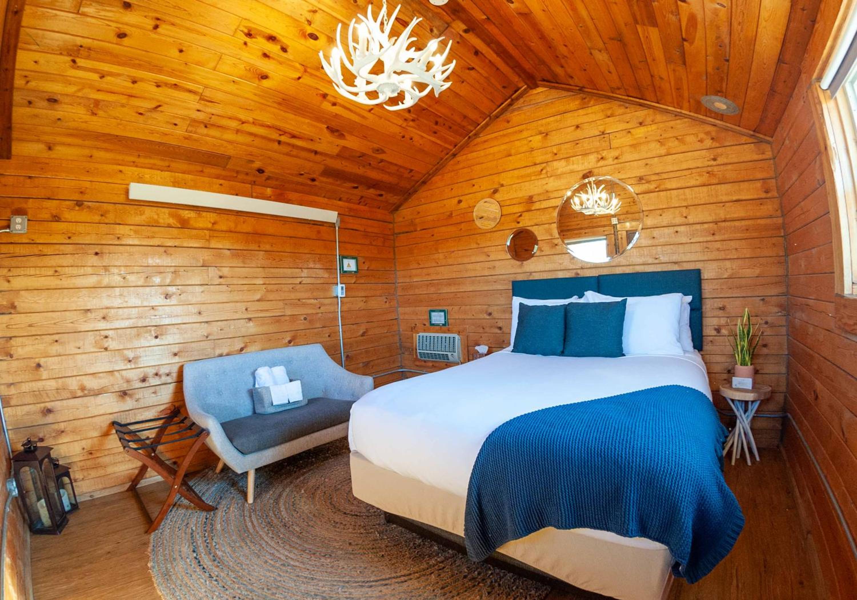 Royal Gorge Cabins