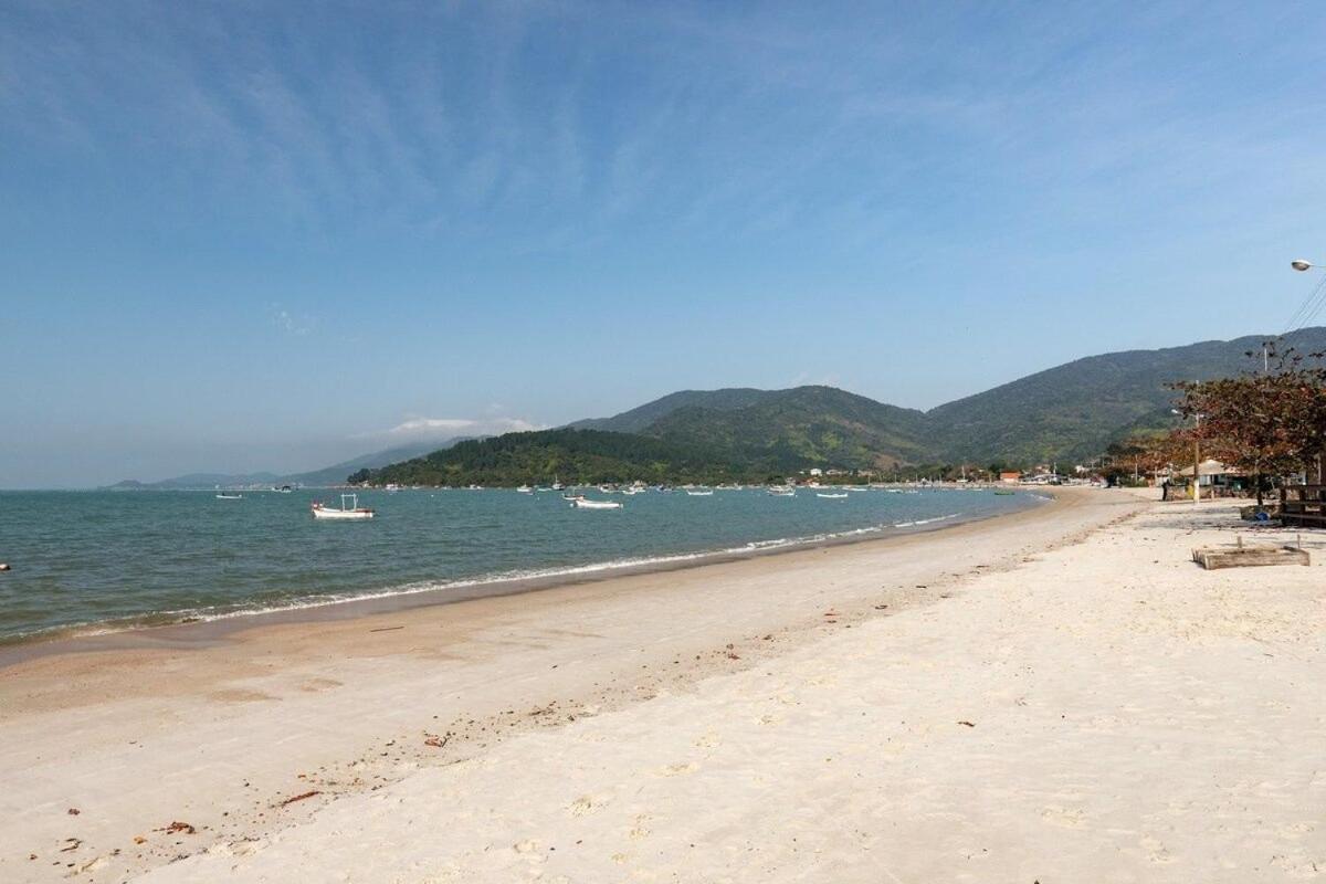 Pé na areia Armação da Piedade Casa Pé na Areia Frente Mar Gov Celso Ramos