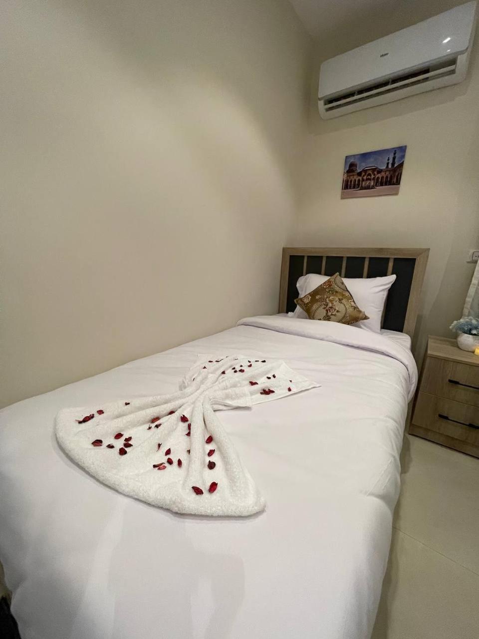 Locanda Pyramids Hotel