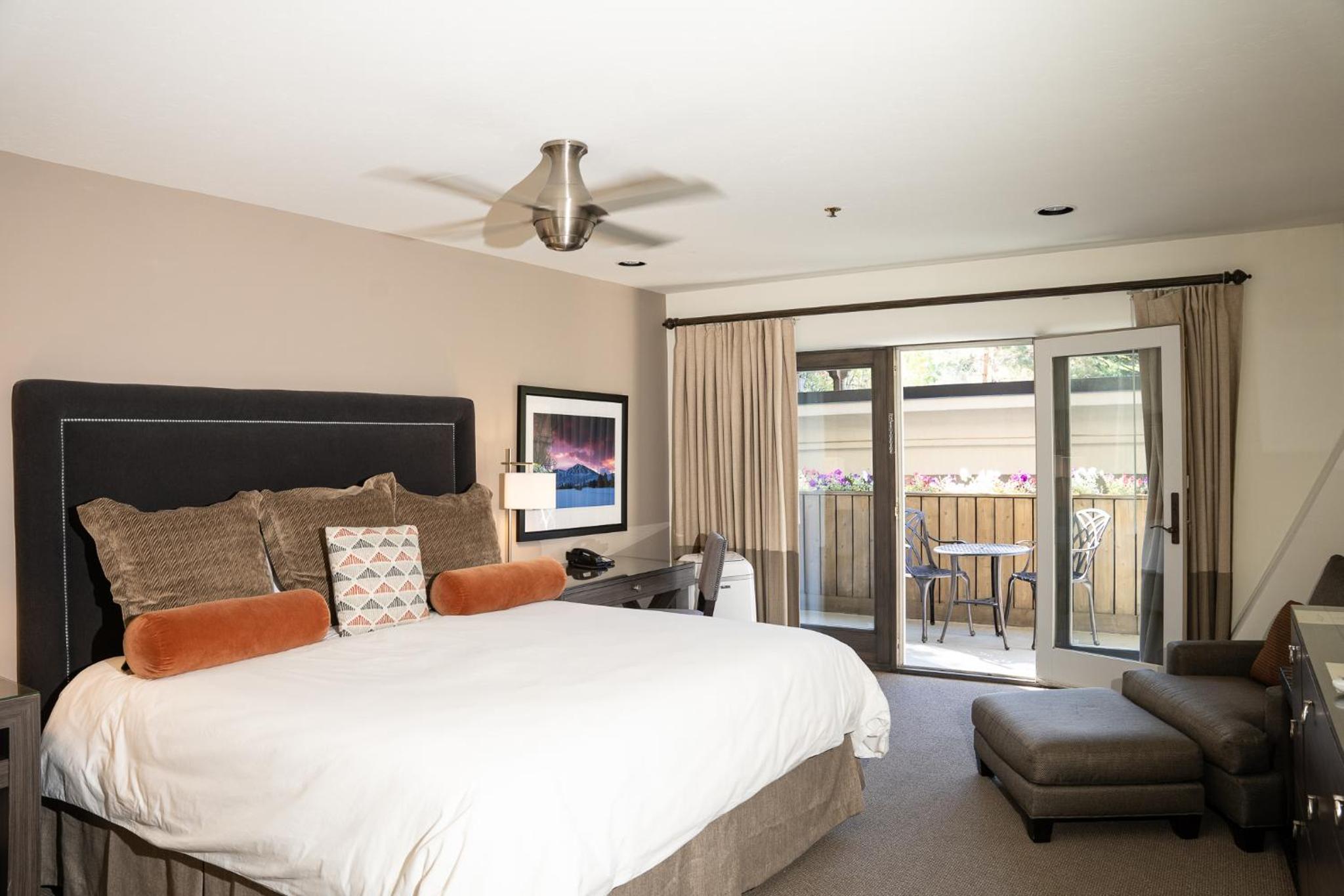 Ketchum Vacations - Knob Hill Inn - Property Image 2