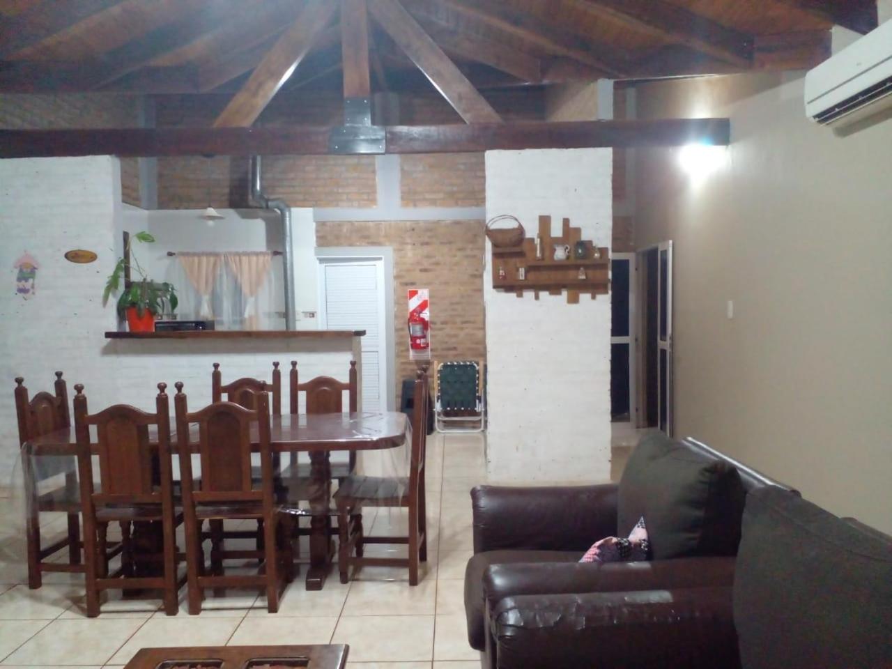 Hospedaje Las Canelas