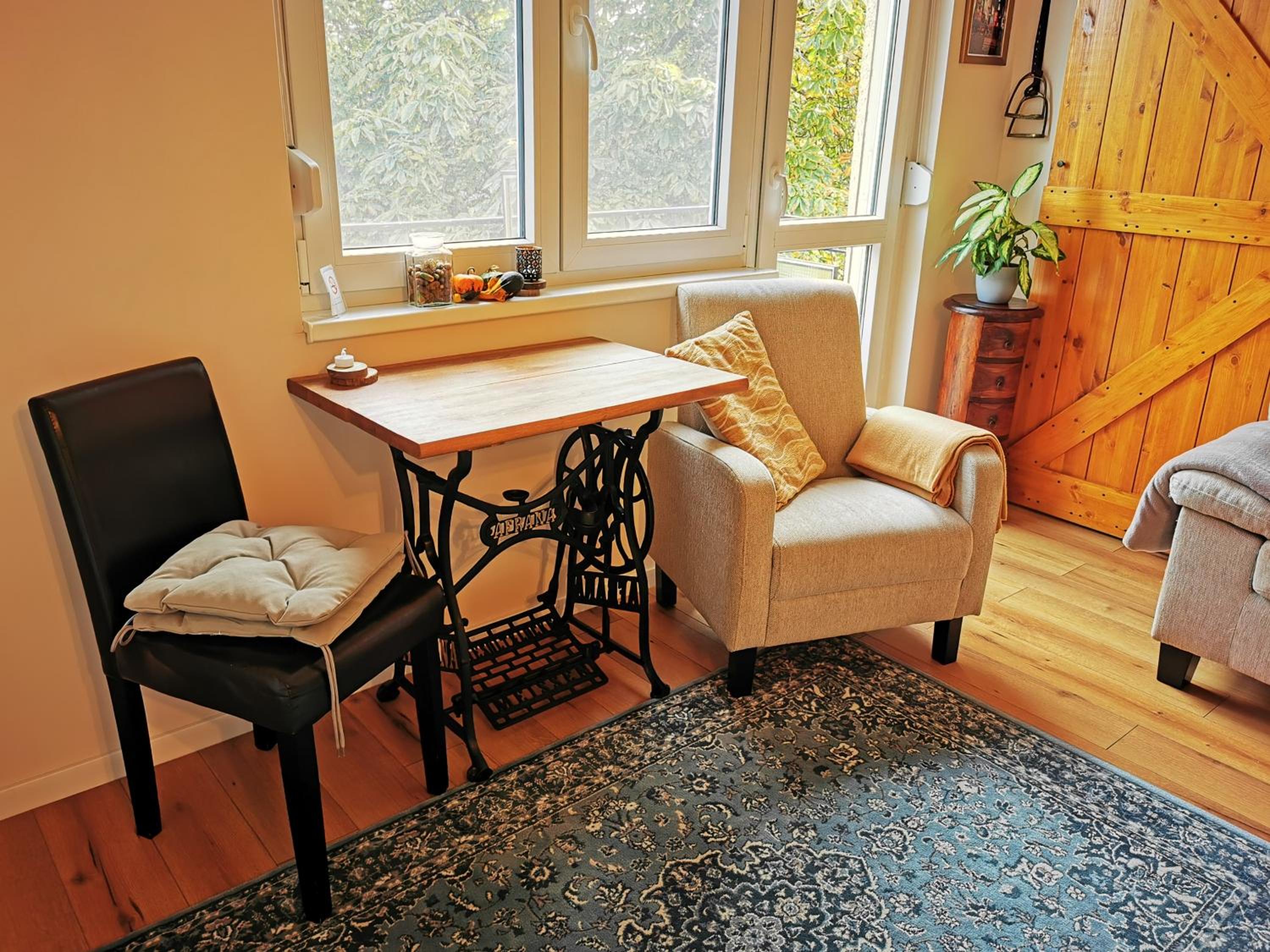 Mrs. Columbo's Flat view 4
