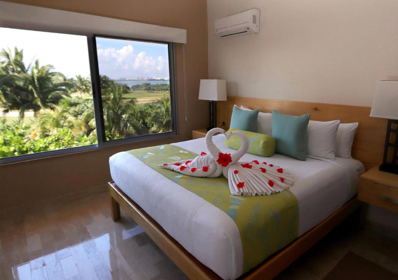WIVC Coral Mar Resort - Amazing Hotel Zone & Lagoon Views, Enjoy the Tropical Breeze