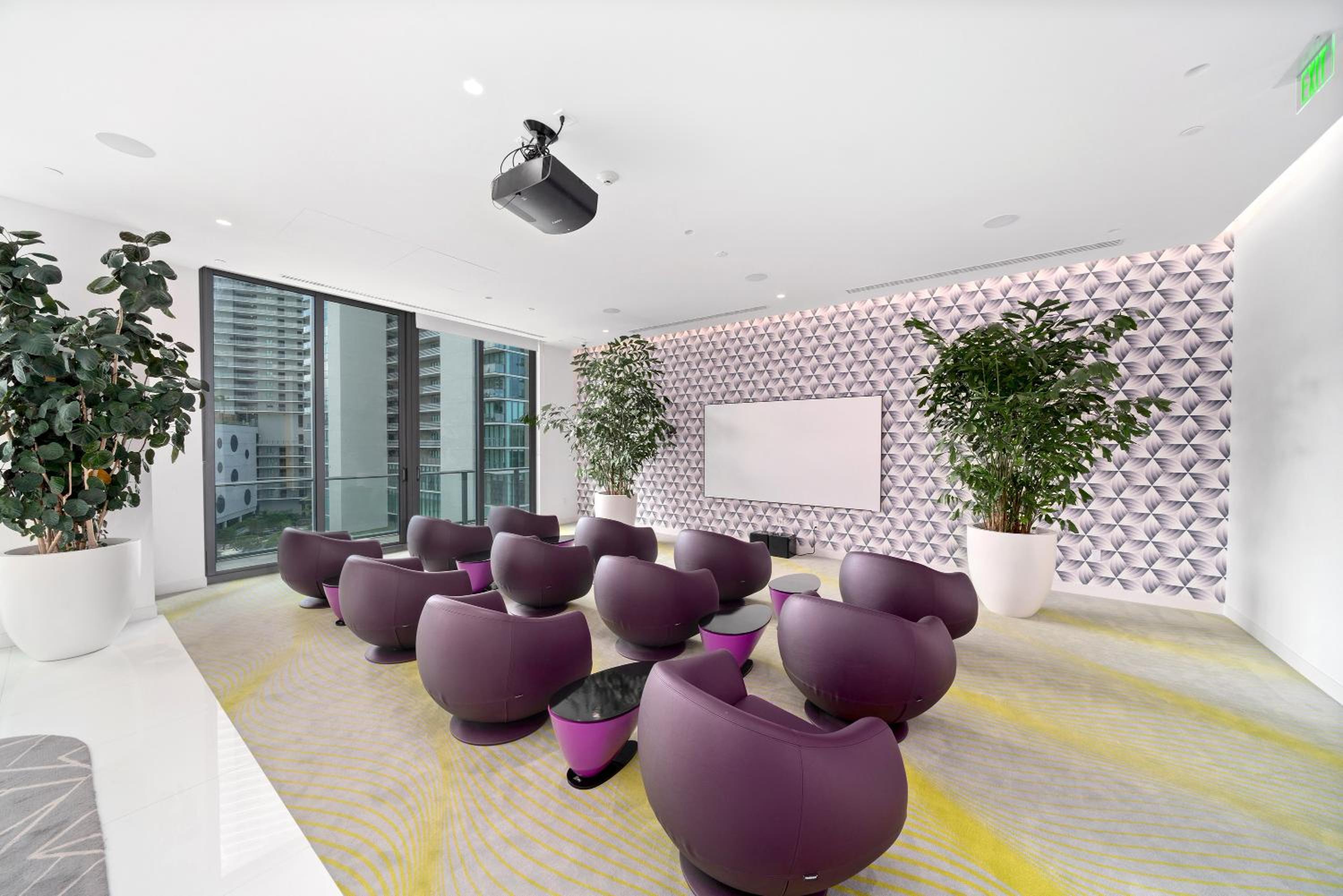 Exclusive High-Rise Edgewater 1BD - Tennis & Sauna