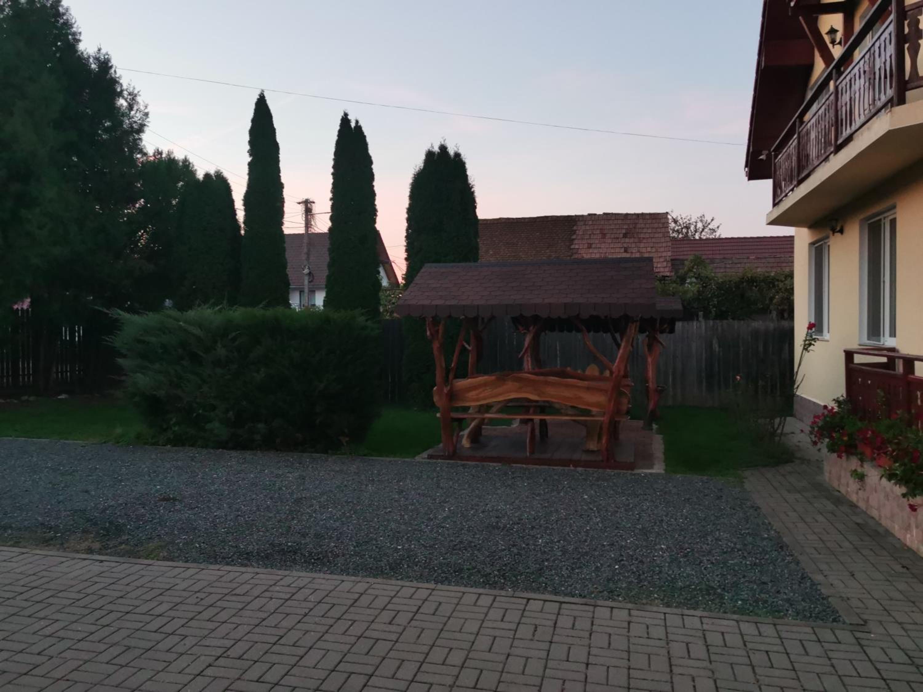 Photo 26