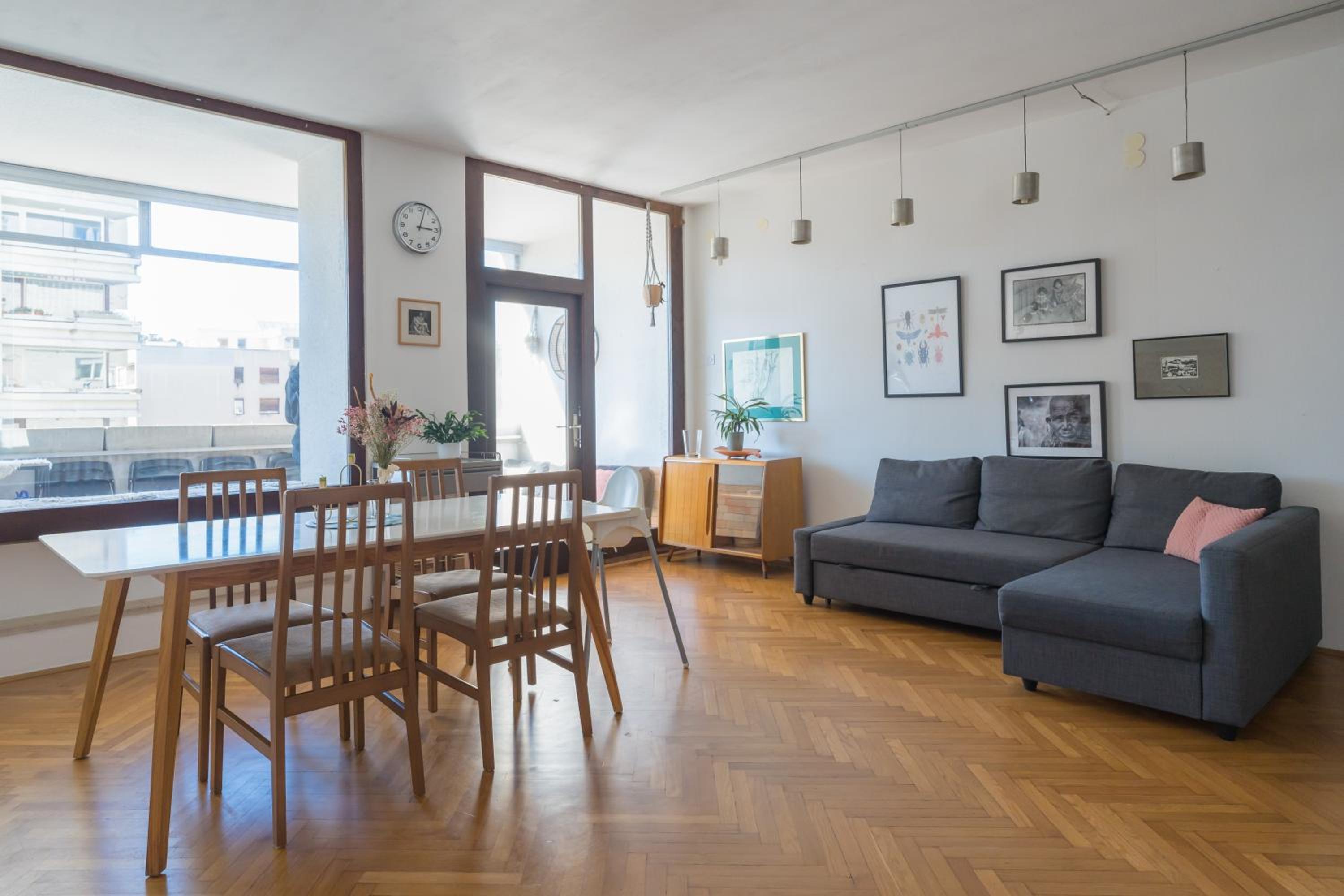 Family apartment in the city centre - FREE parking garage view 3