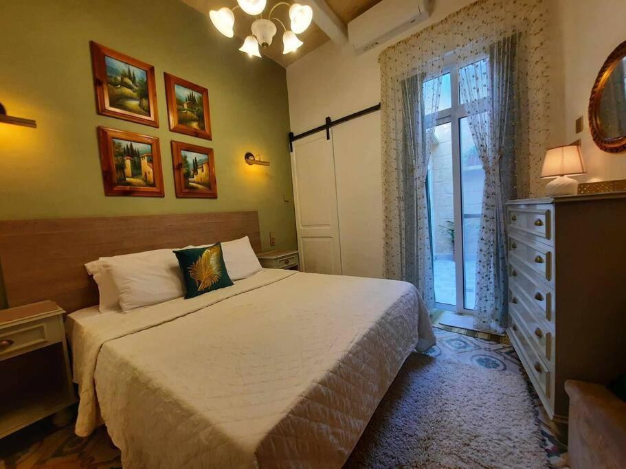 Bizzilla Lodging Suite view 2