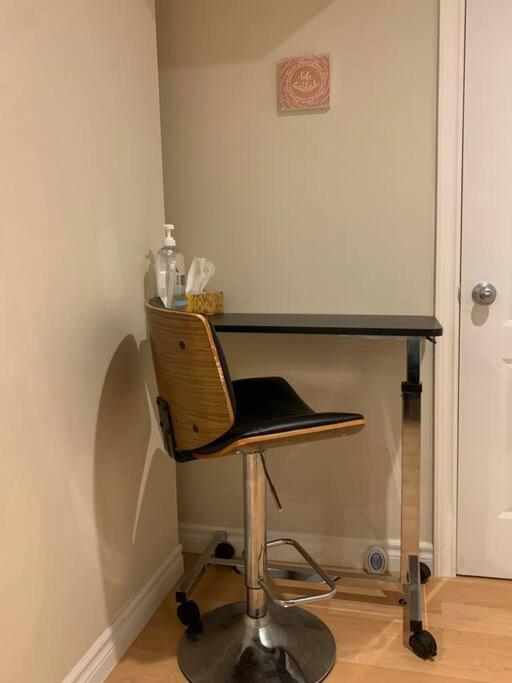 Finished 2 BR Apartment in an Upscale Area of Ajax