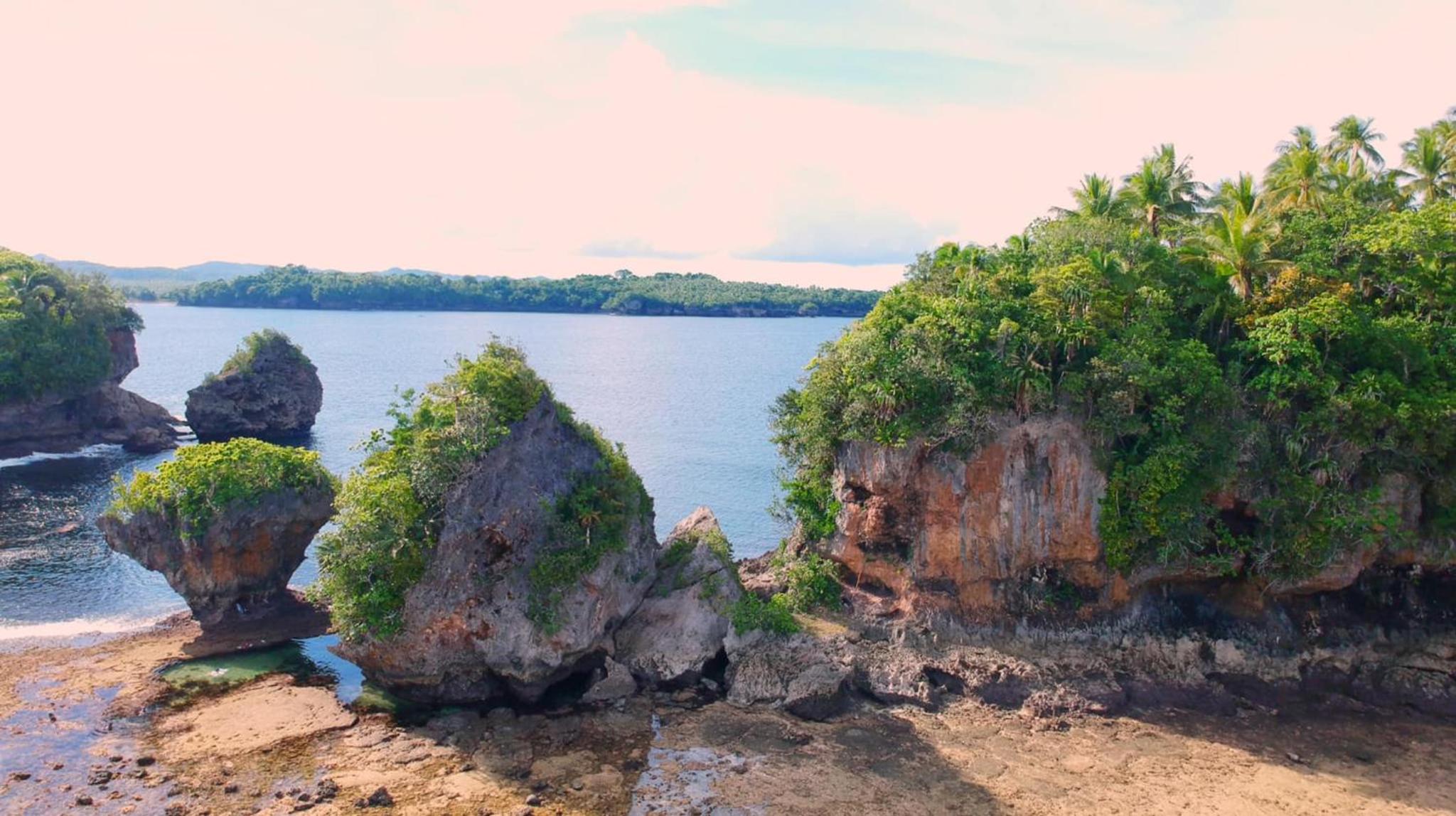 Ysla Dapeng Siargao