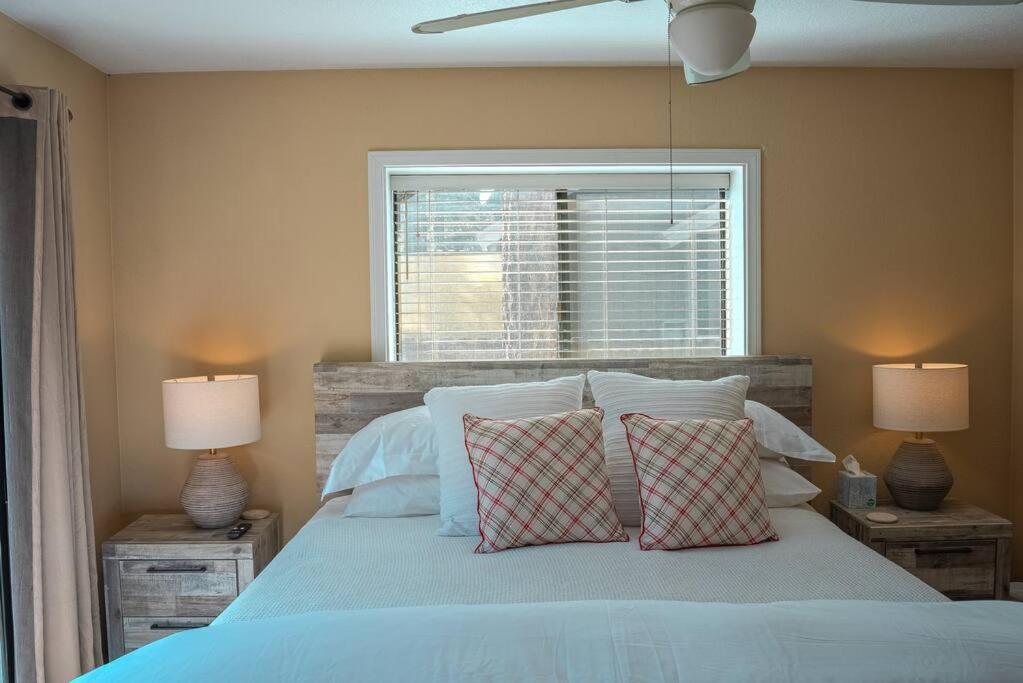 The Lilac Lodge, The Ultimate Getaway! view 5