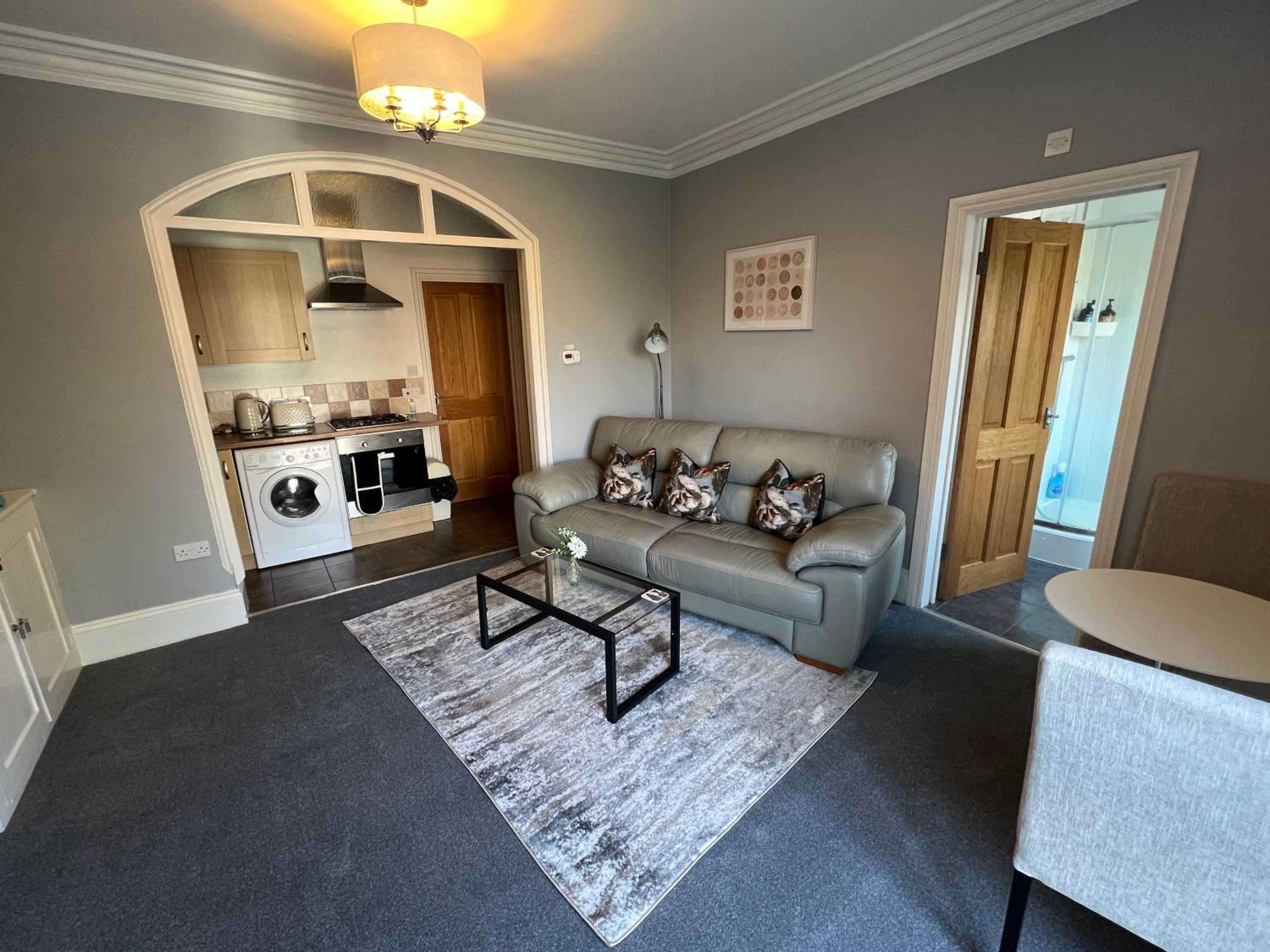 Basingstoke Vacations - The Ingleside Apartment - Property Image 21