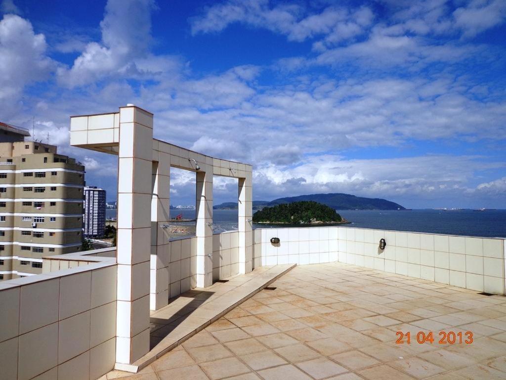 Flat á Beira-mar no Itararé em SV.