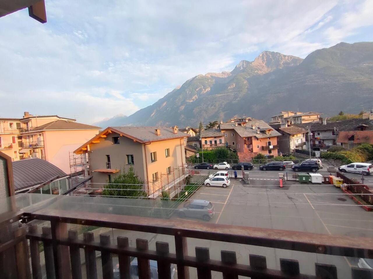 Parcheggio GRATUITO, all'Arco d'Augusto, Chentre en Ville view 3