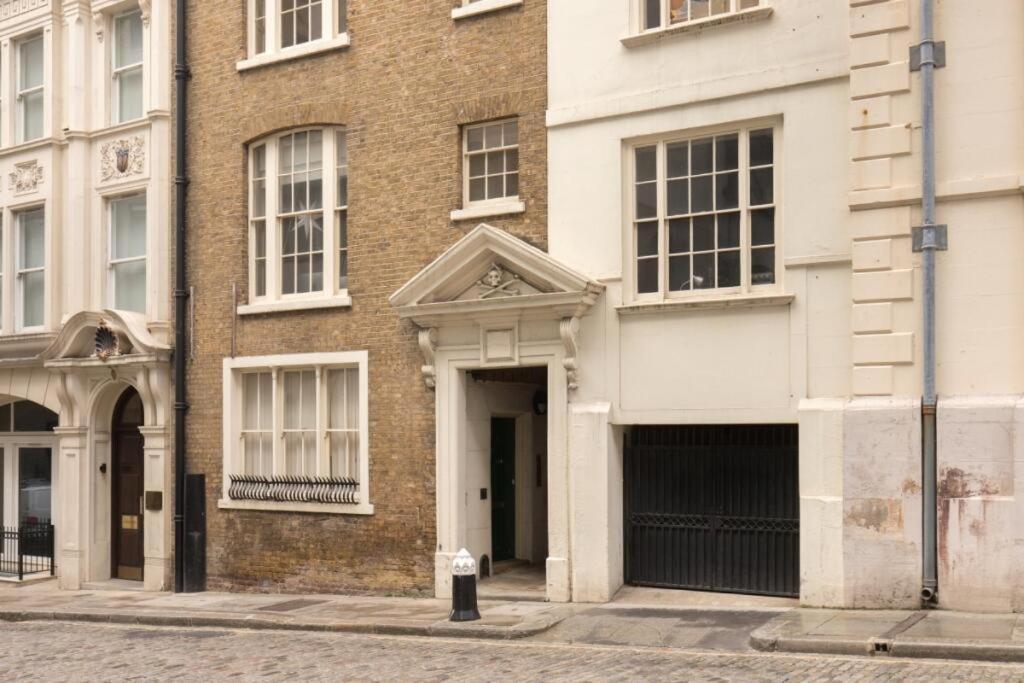 London City 1 Bed with Roof Terrace