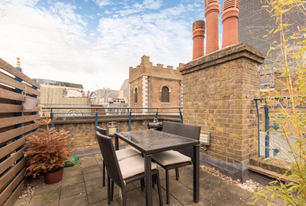 London City 1 Bed with Roof Terrace