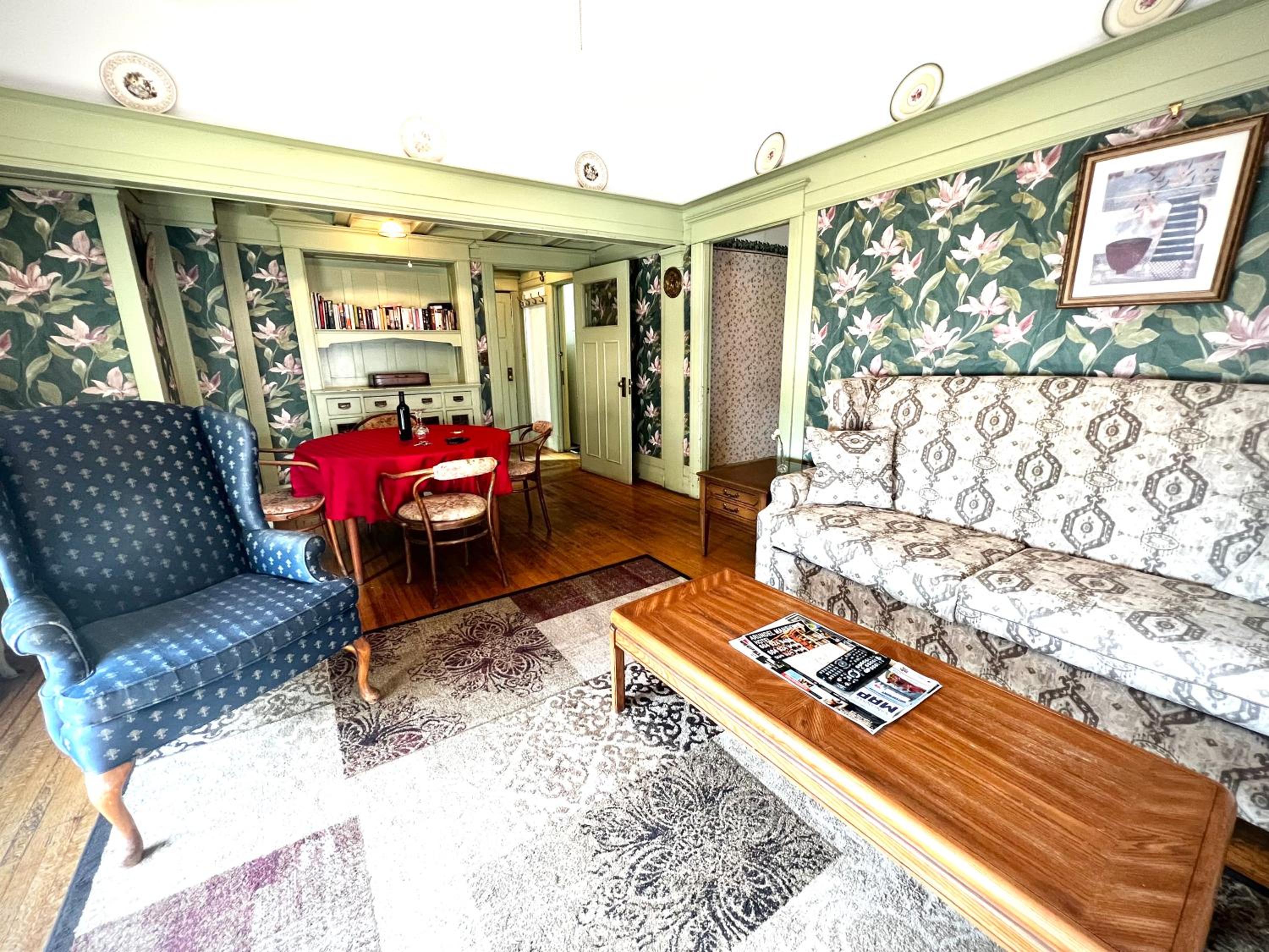 Arundel Mansions Hotel - Property Image 2