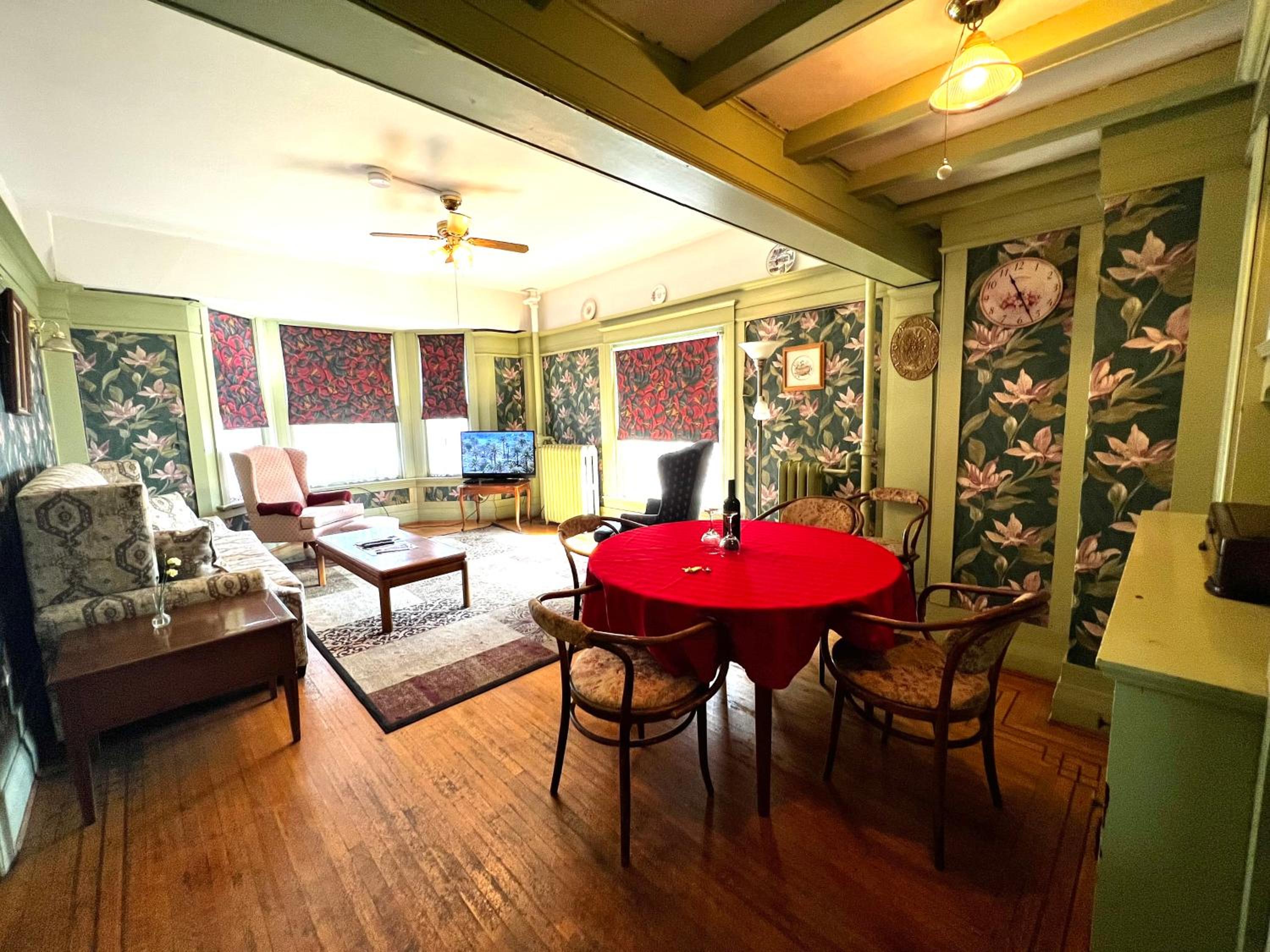 Arundel Mansions Hotel - Property Image 3