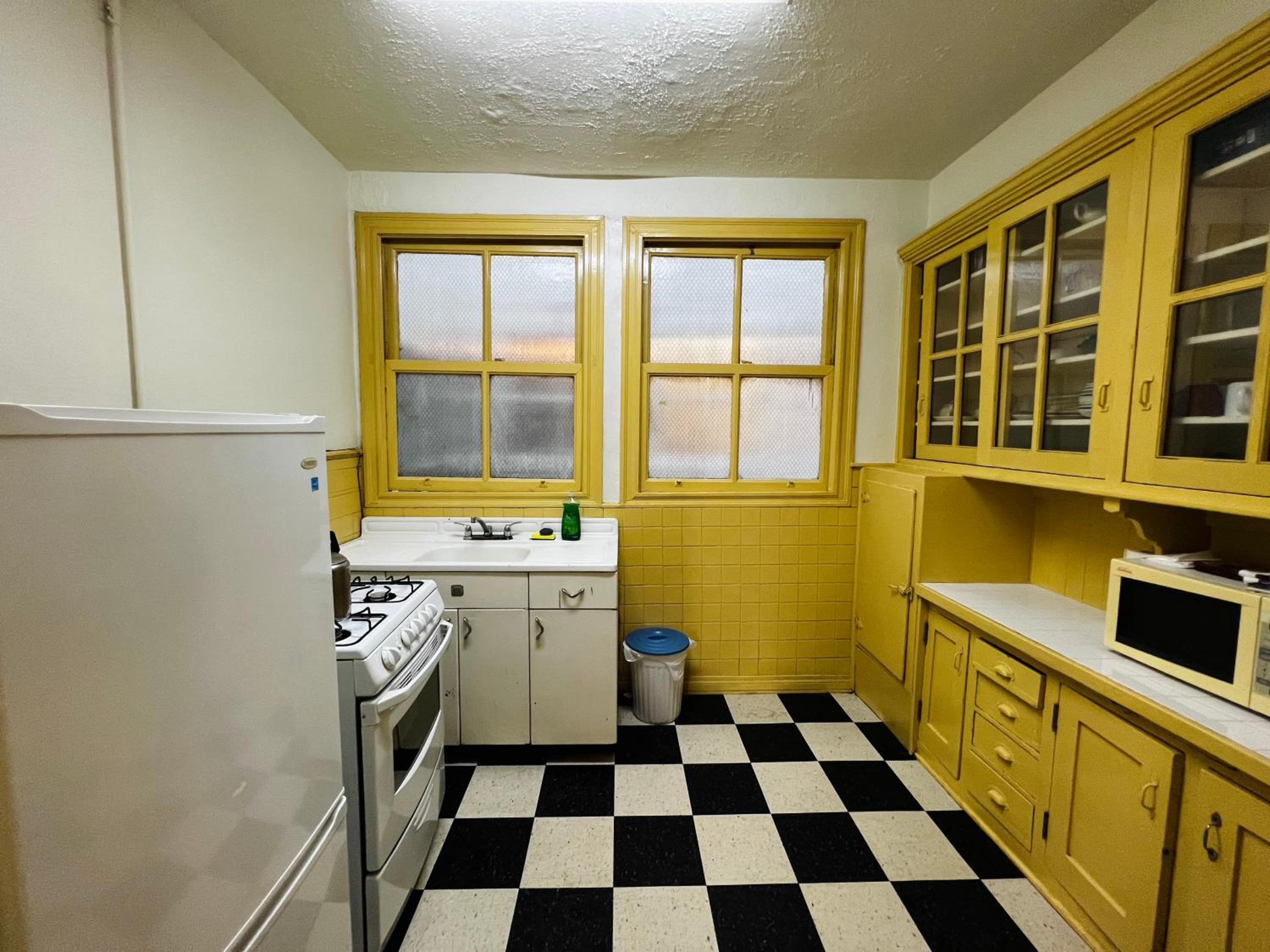 Arundel Mansions Hotel - Property Image 4