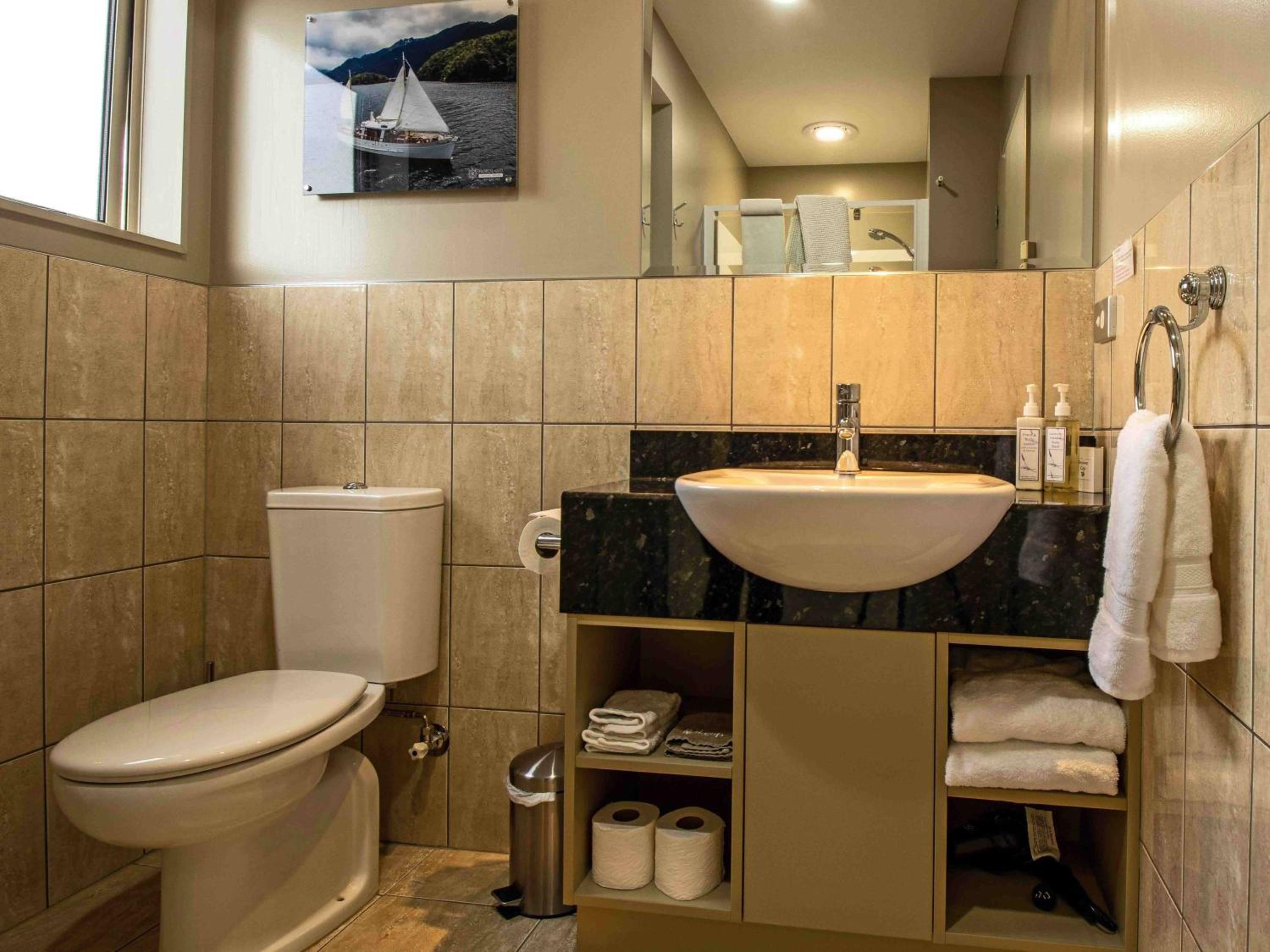 Blue Ridge Studios and Bed & Breakfast