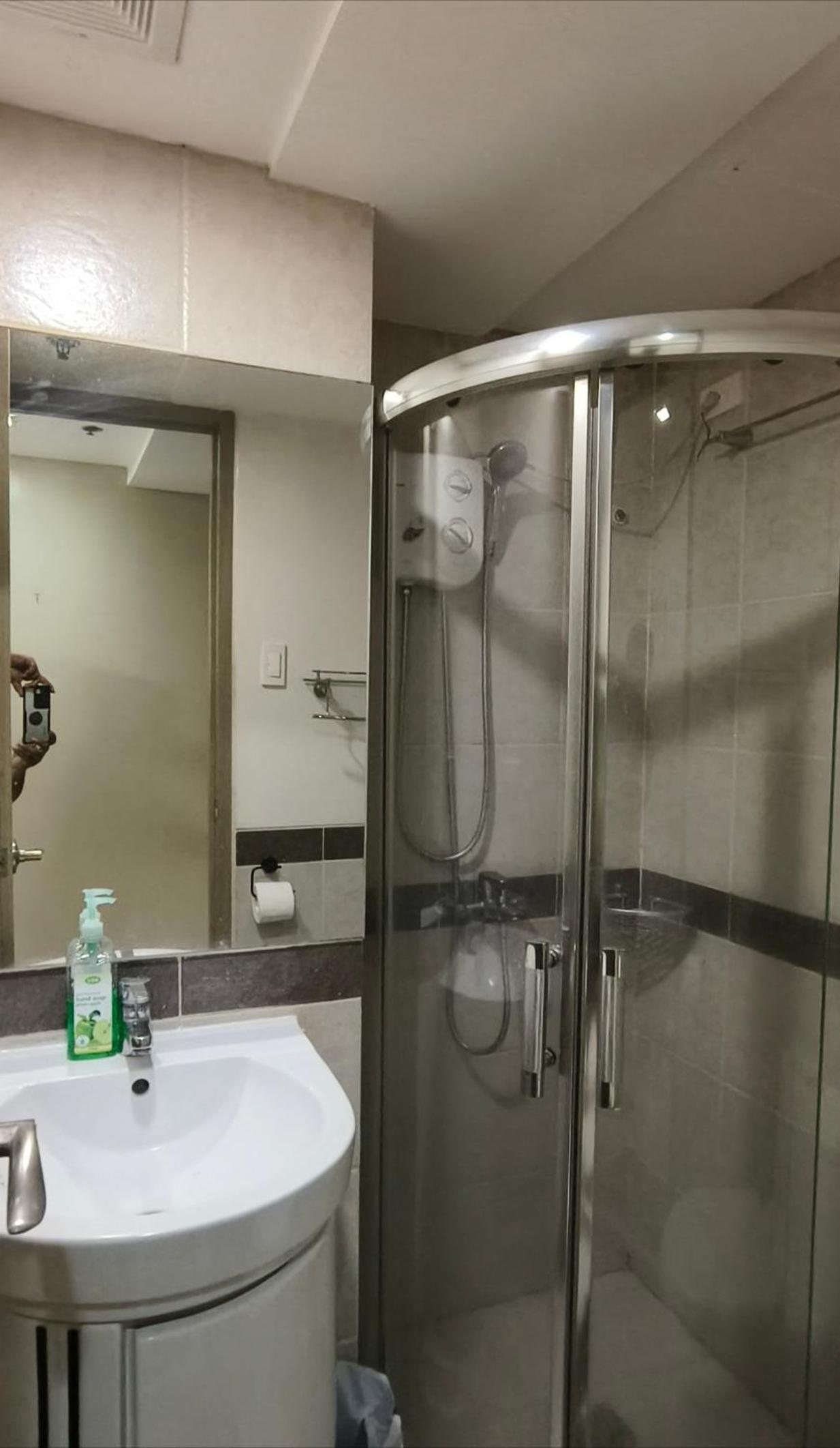 Affordable Apartment-Paranaque