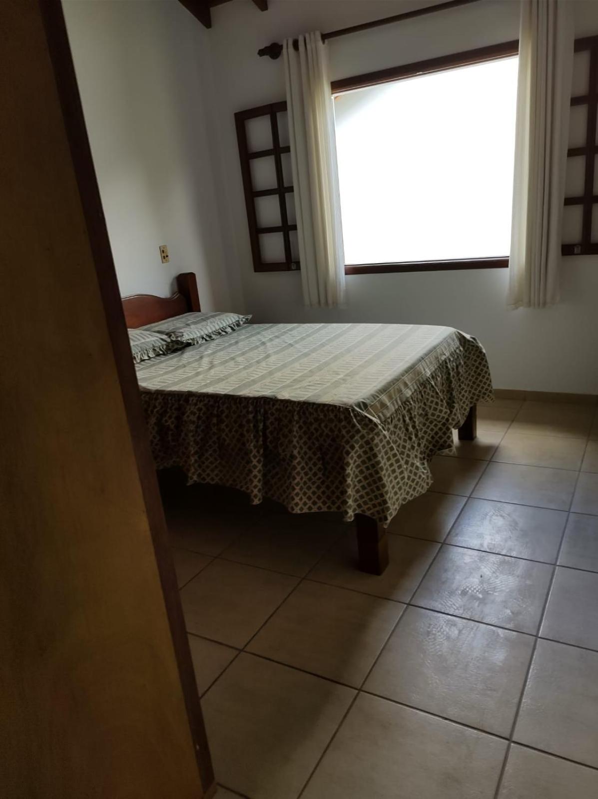Casa em condominio fechado próximo a praia
