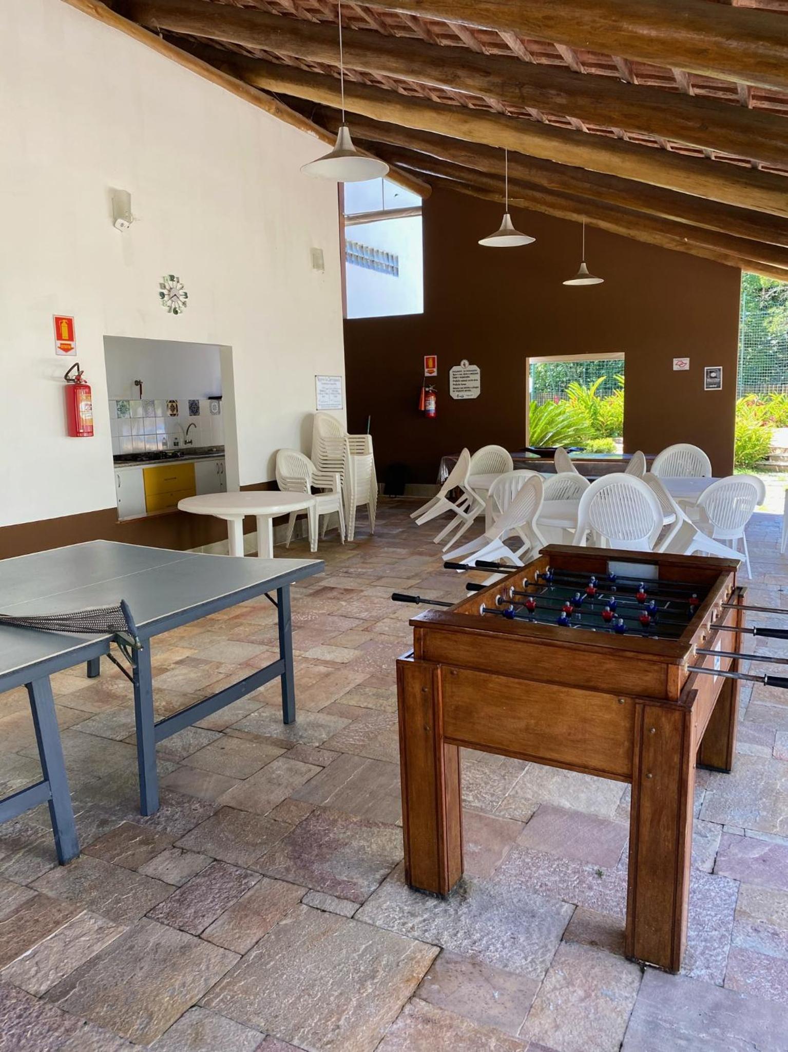 Casa em condominio fechado próximo a praia