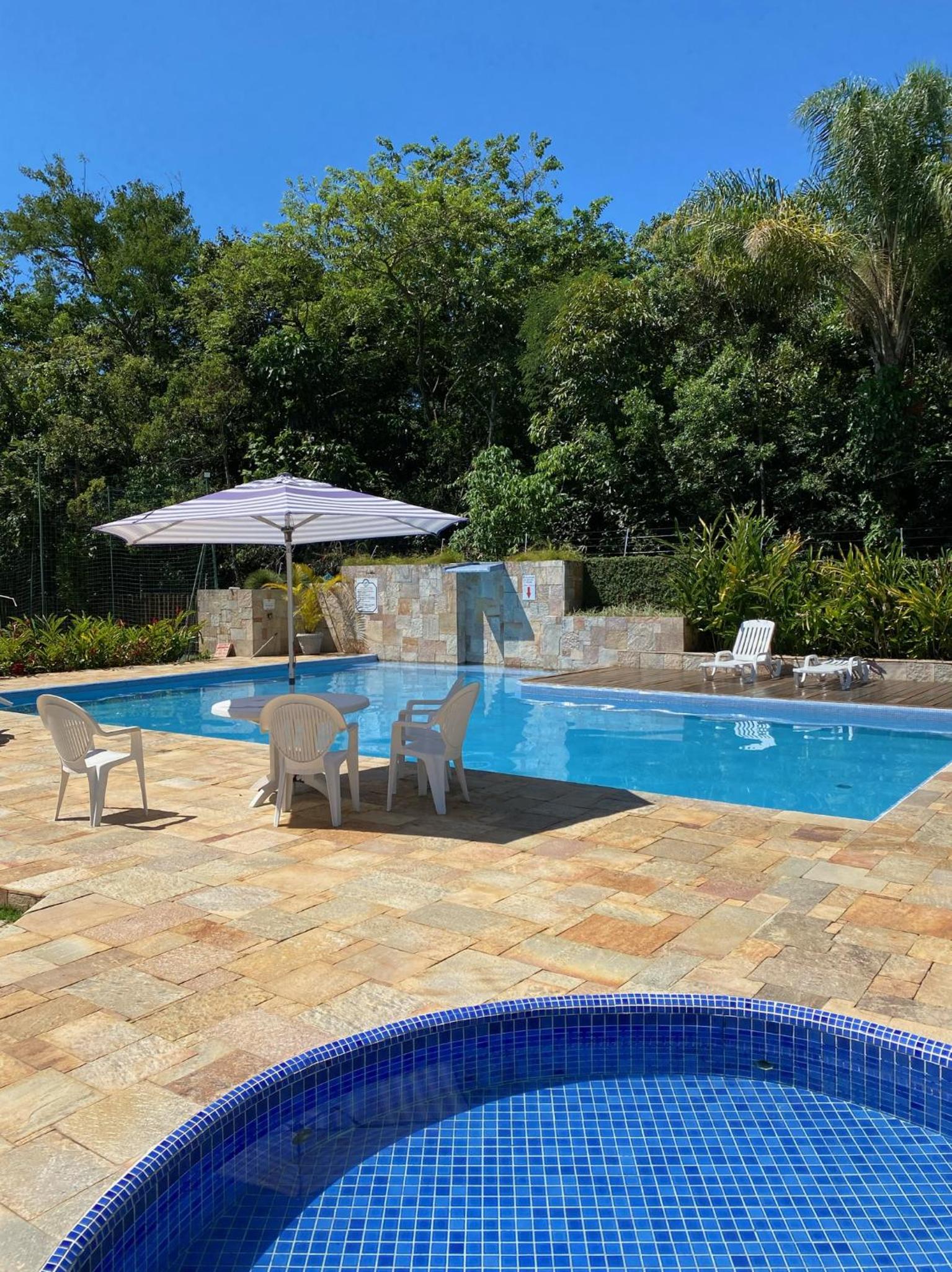 Casa em condominio fechado próximo a praia