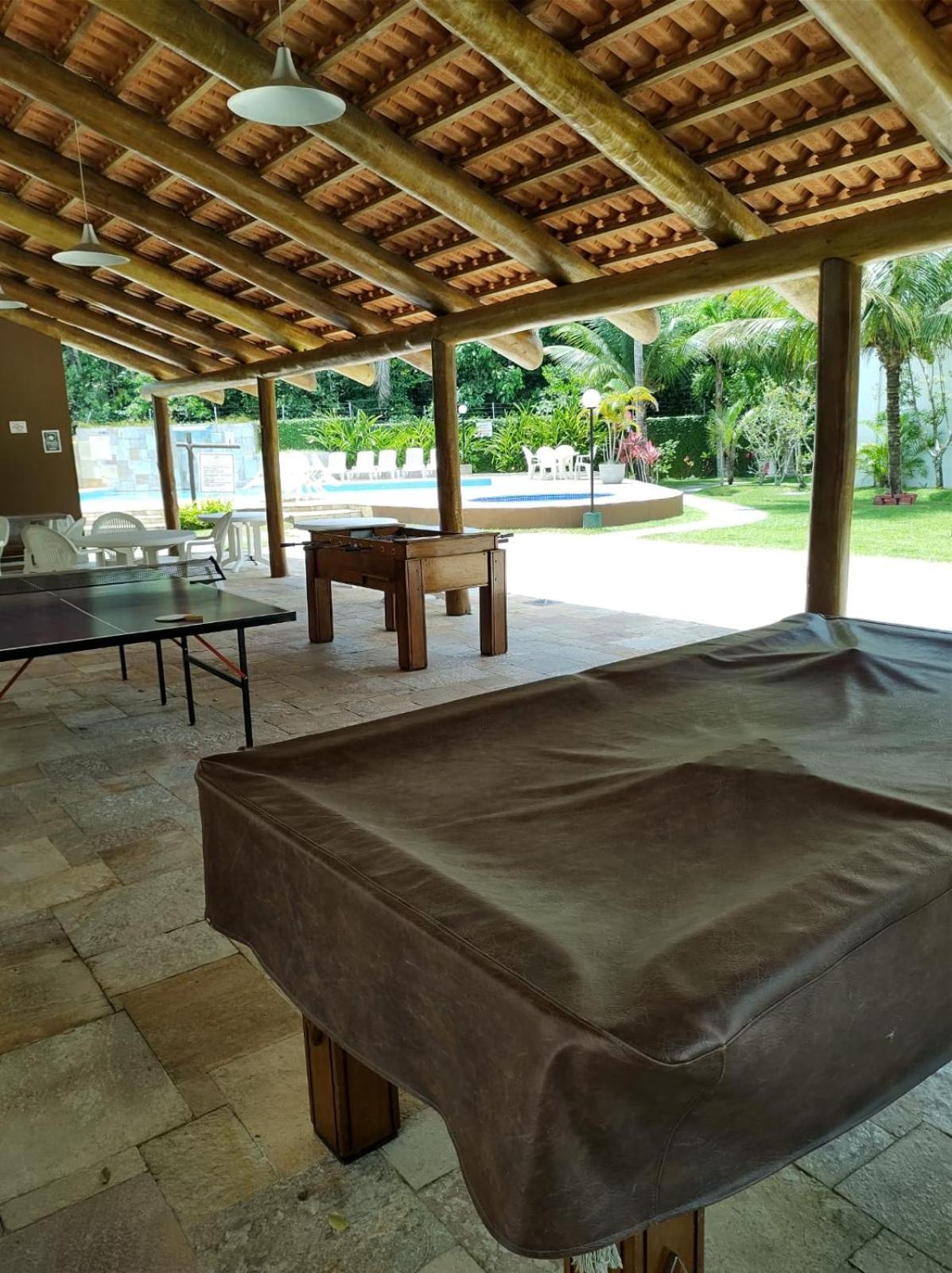 Casa em condominio fechado próximo a praia