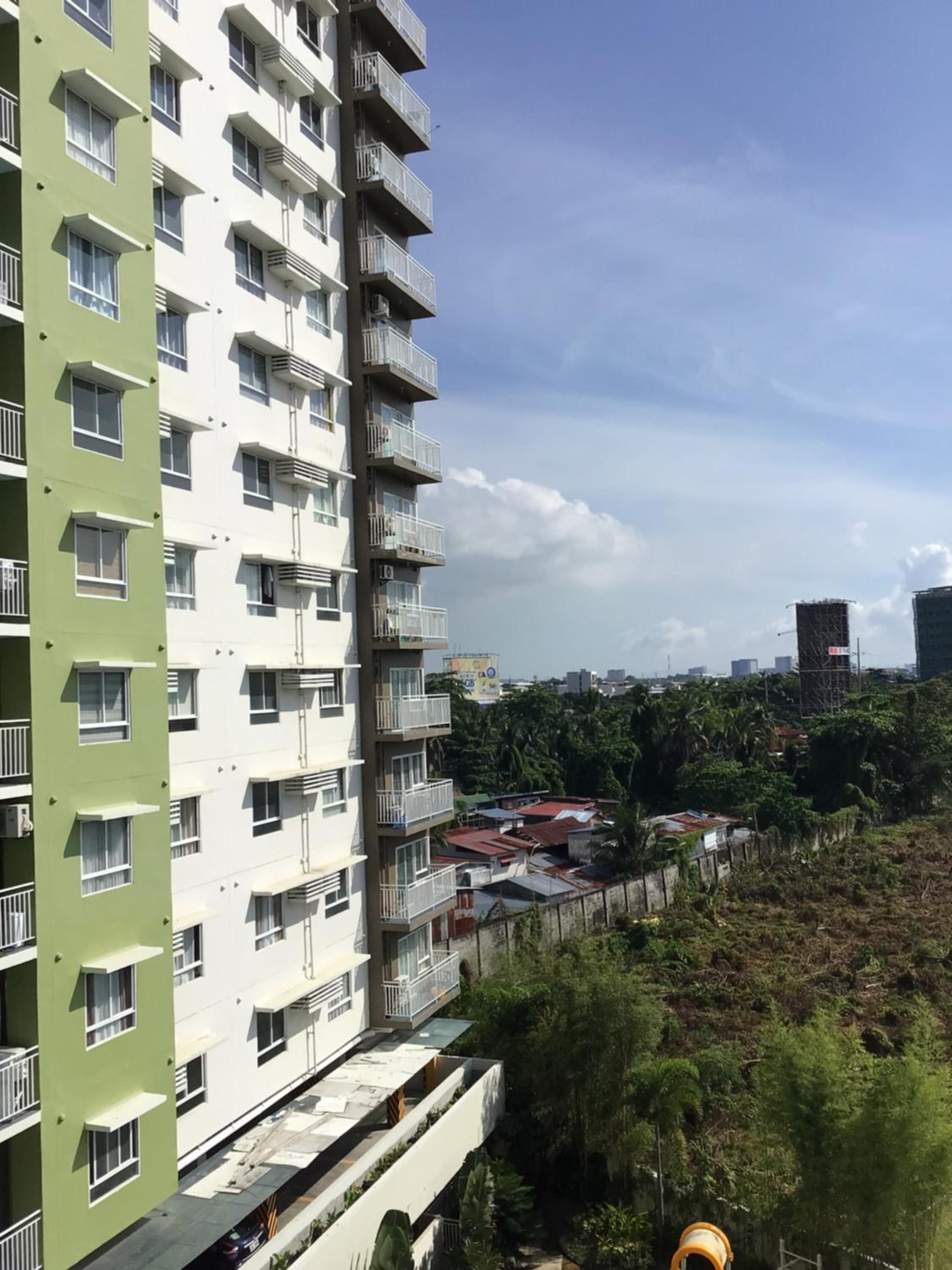 6F Balcony View Studio Mesatierra Garden Residences