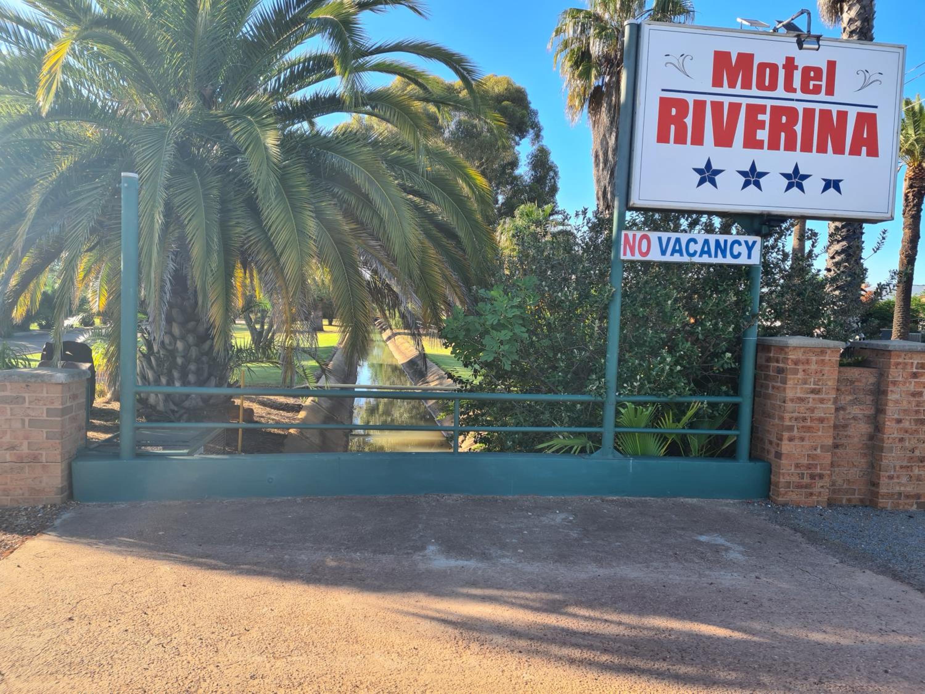 Motel Riverina