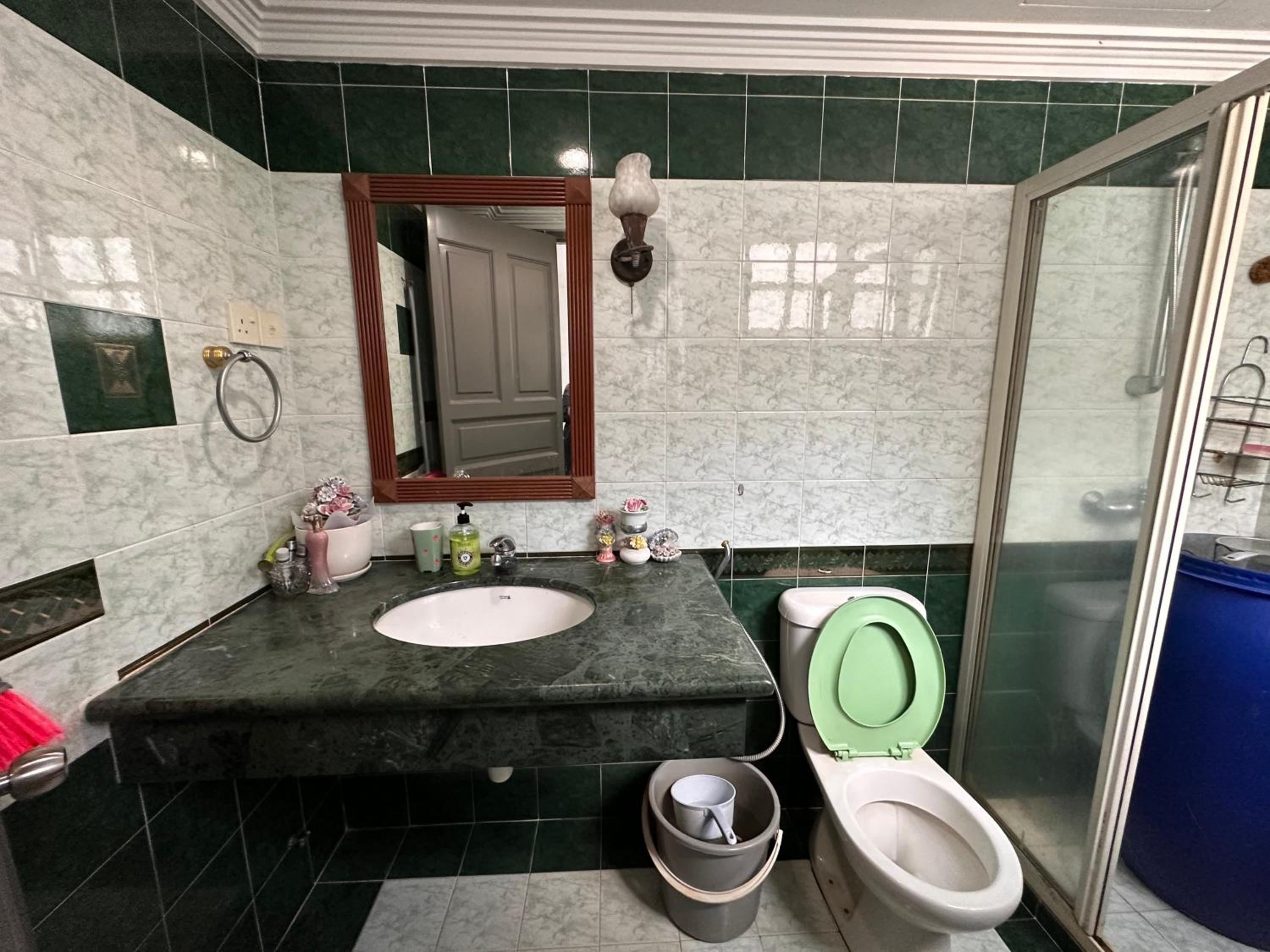 Homestay Pent House Chandelier Sek9 Shah Al photo 8