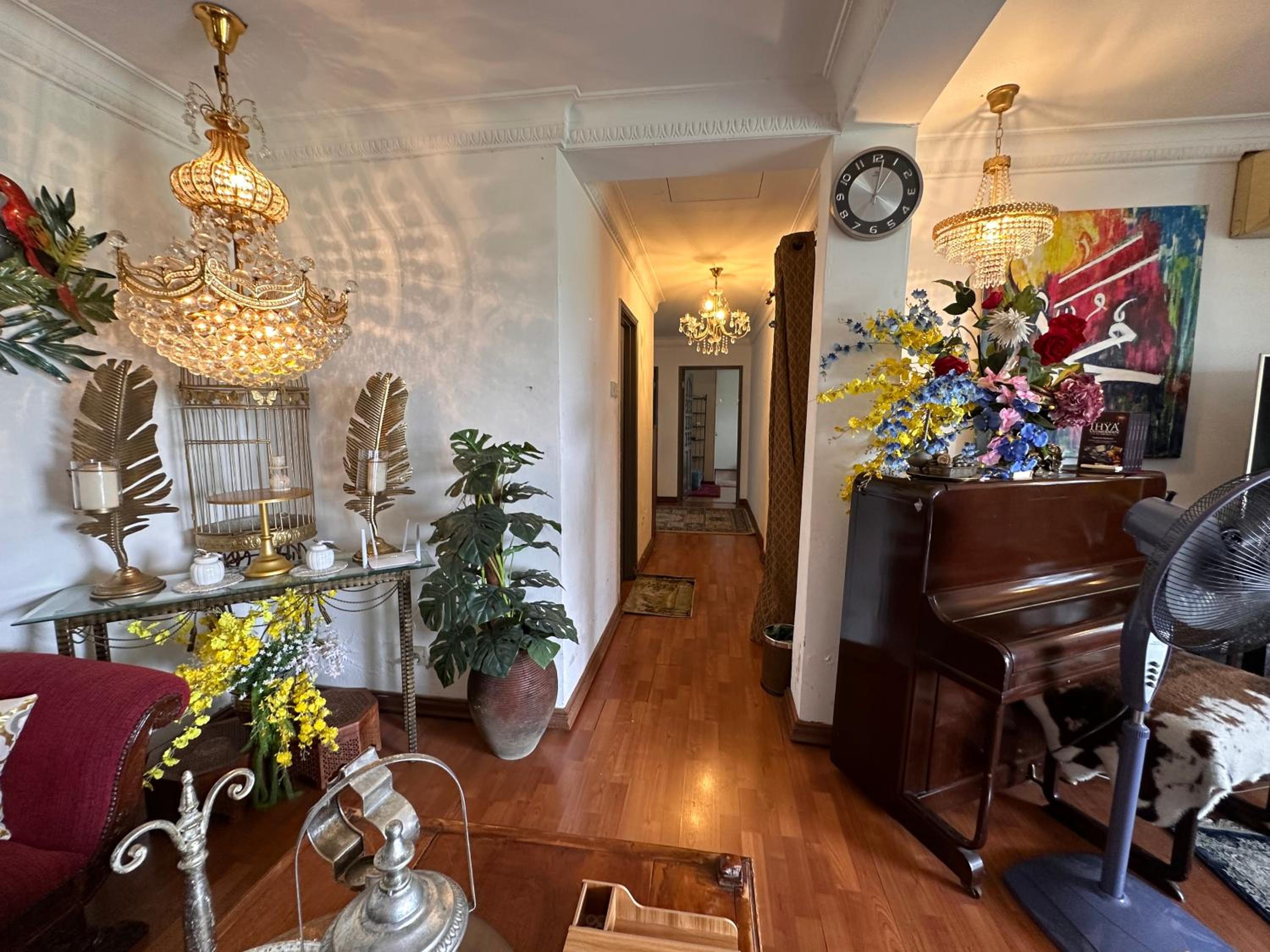 Homestay Pent House Chandelier Sek9 Shah Al photo 5