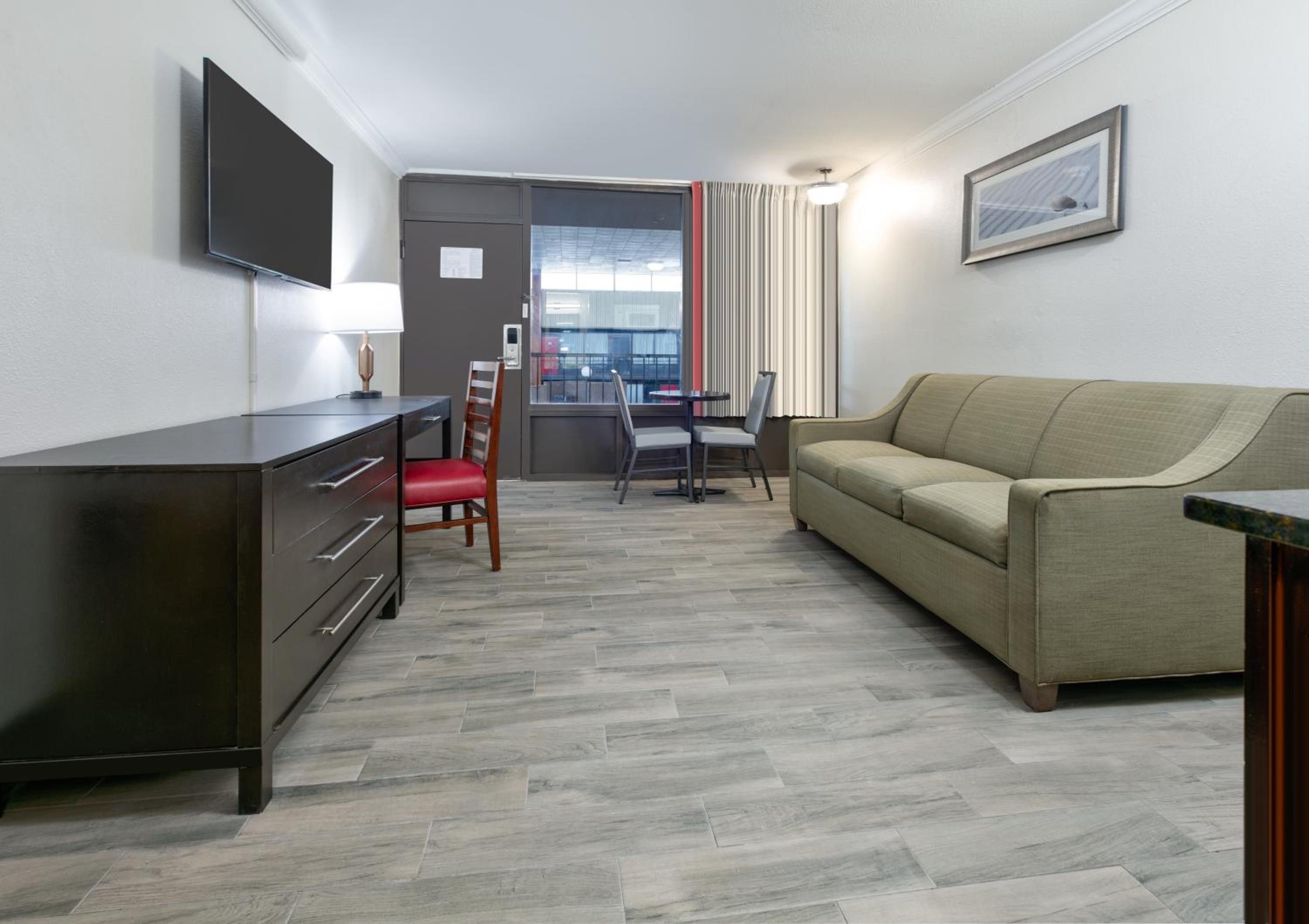 Ramada by Wyndham Diamondhead I-10 Gulfport