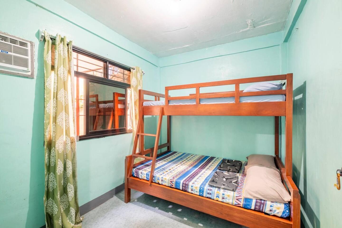Rex Apartment Homestay Vigan simple 2 units