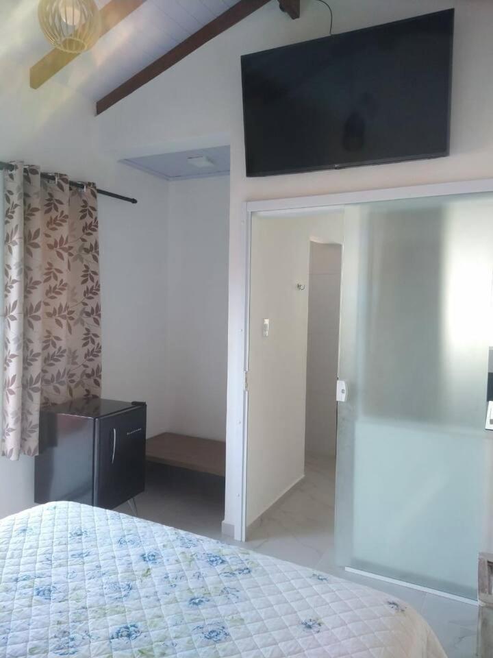 Casa em Ilhabela com piscina