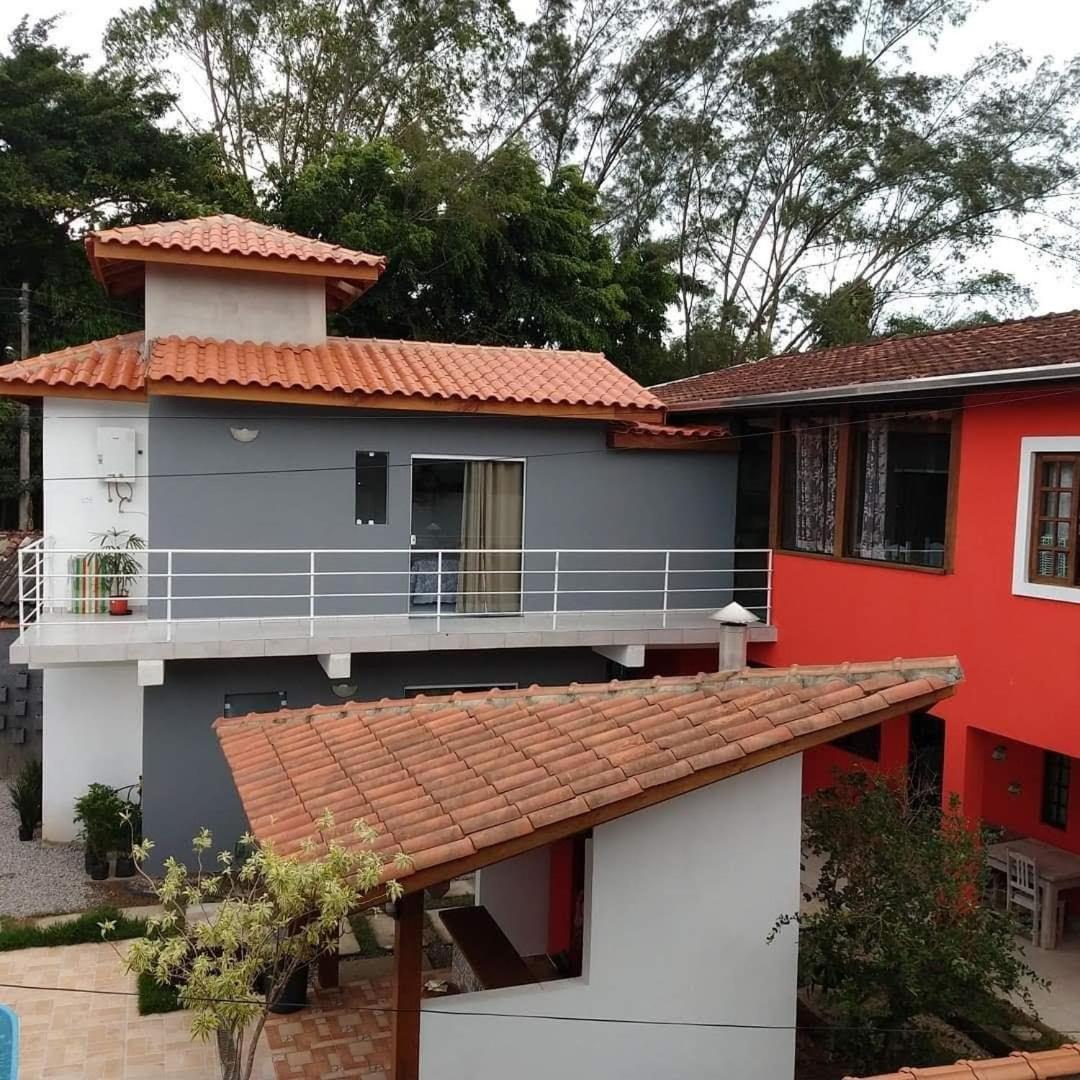 Casa em Ilhabela com piscina
