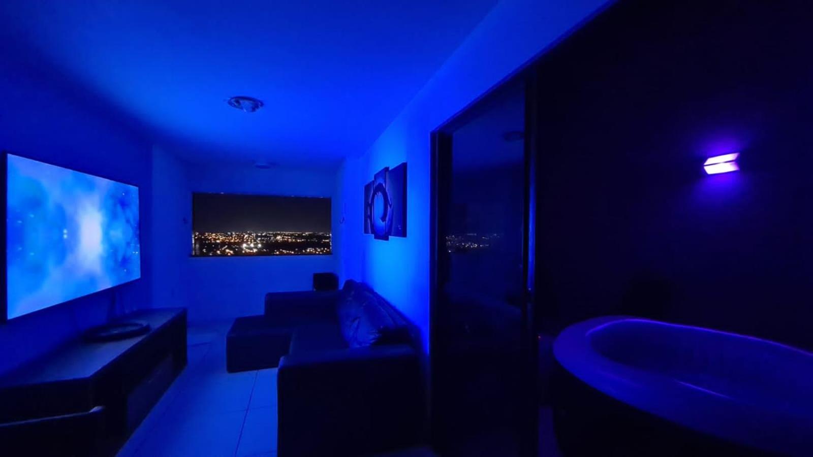 Cobertura Panorâmica 20º andar - Piscina Privativa