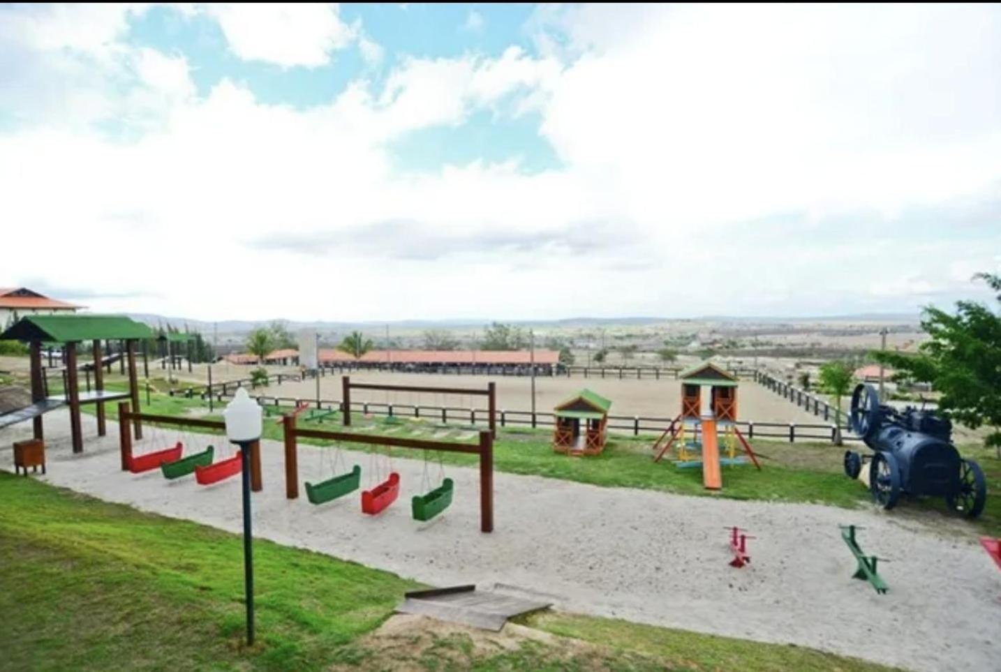 Loc10flats 3 Quartos - Residencial Monte Castelo