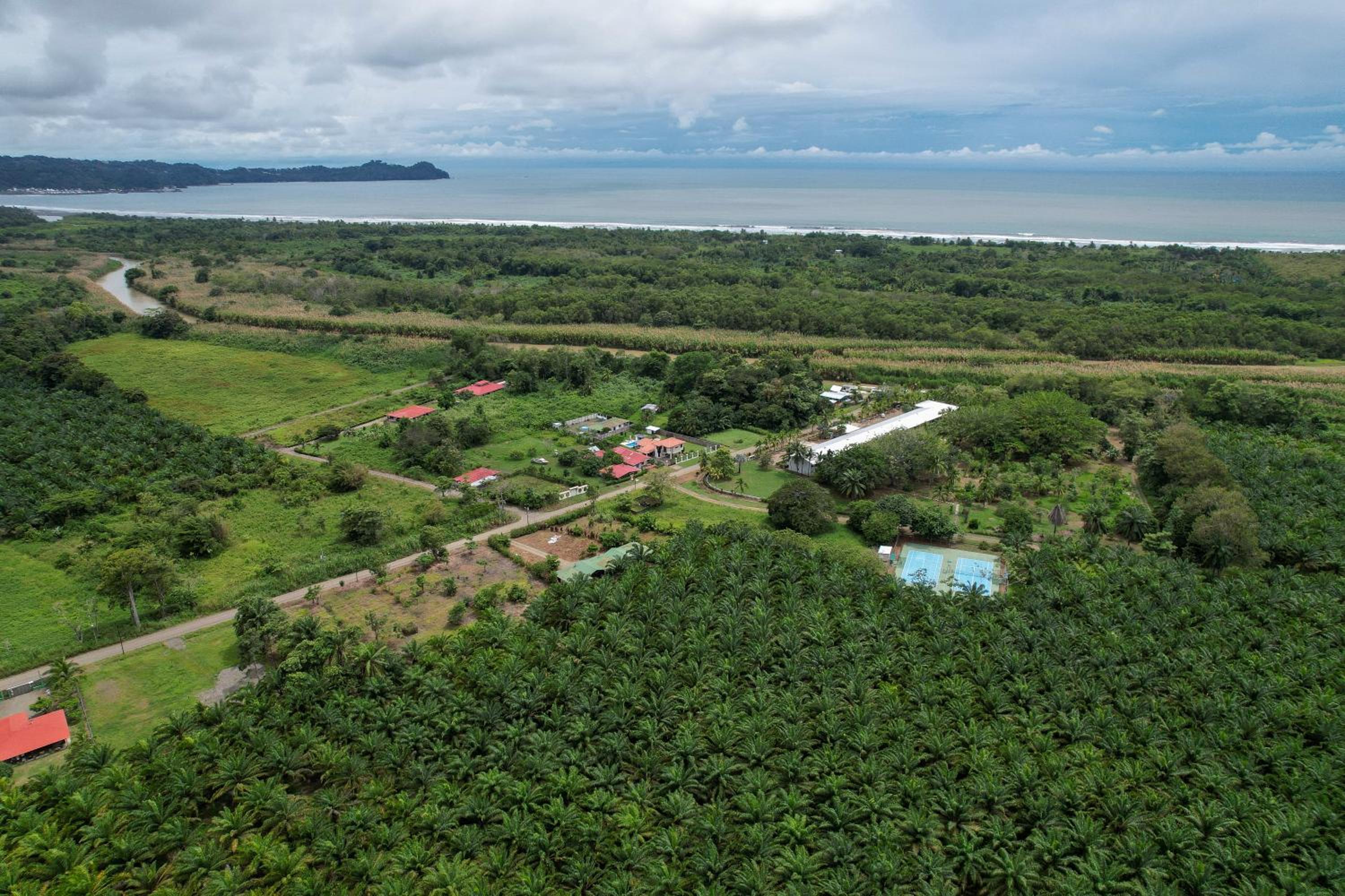 Laguna Eco Village #205 Pool/ Tennis Courts/ BBQ