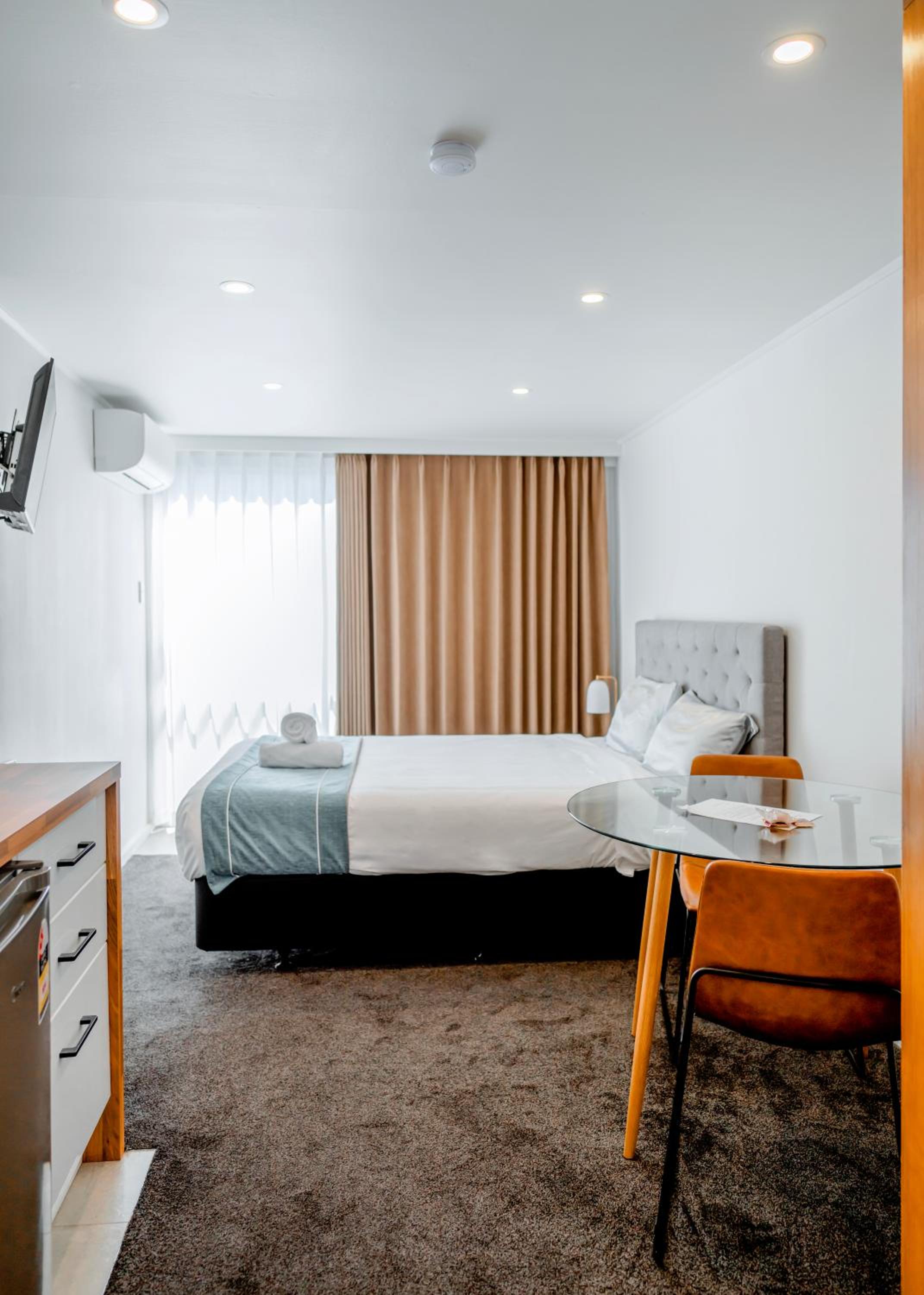 Merivale Court Motel & Apartments