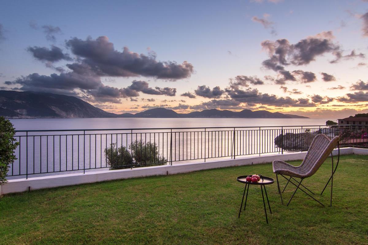Villa Pelagos photo 3