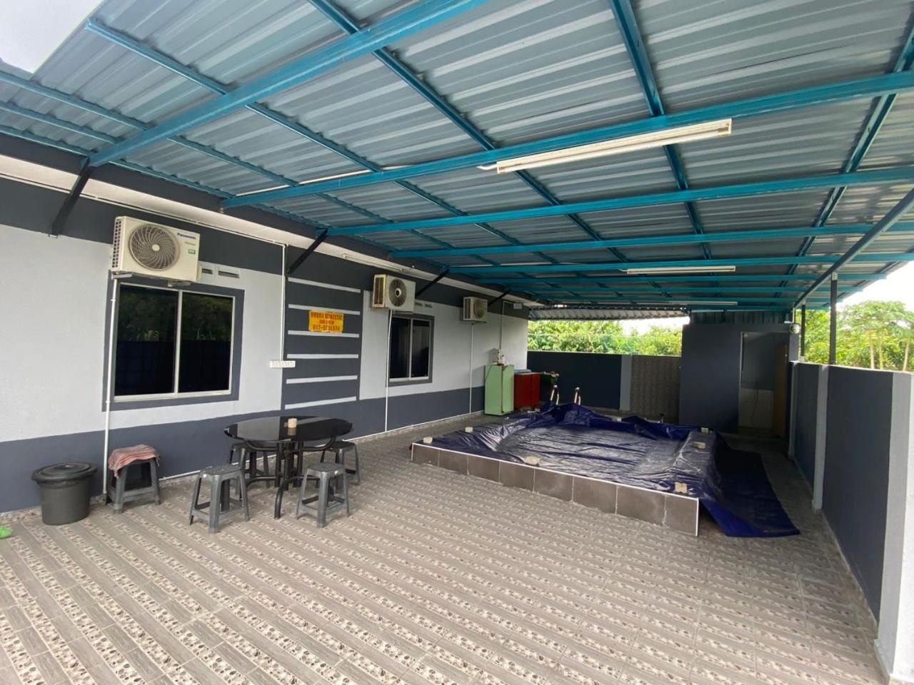 DHUHA HOMESTAY PRIVATE SWIMMING POOL photo 3