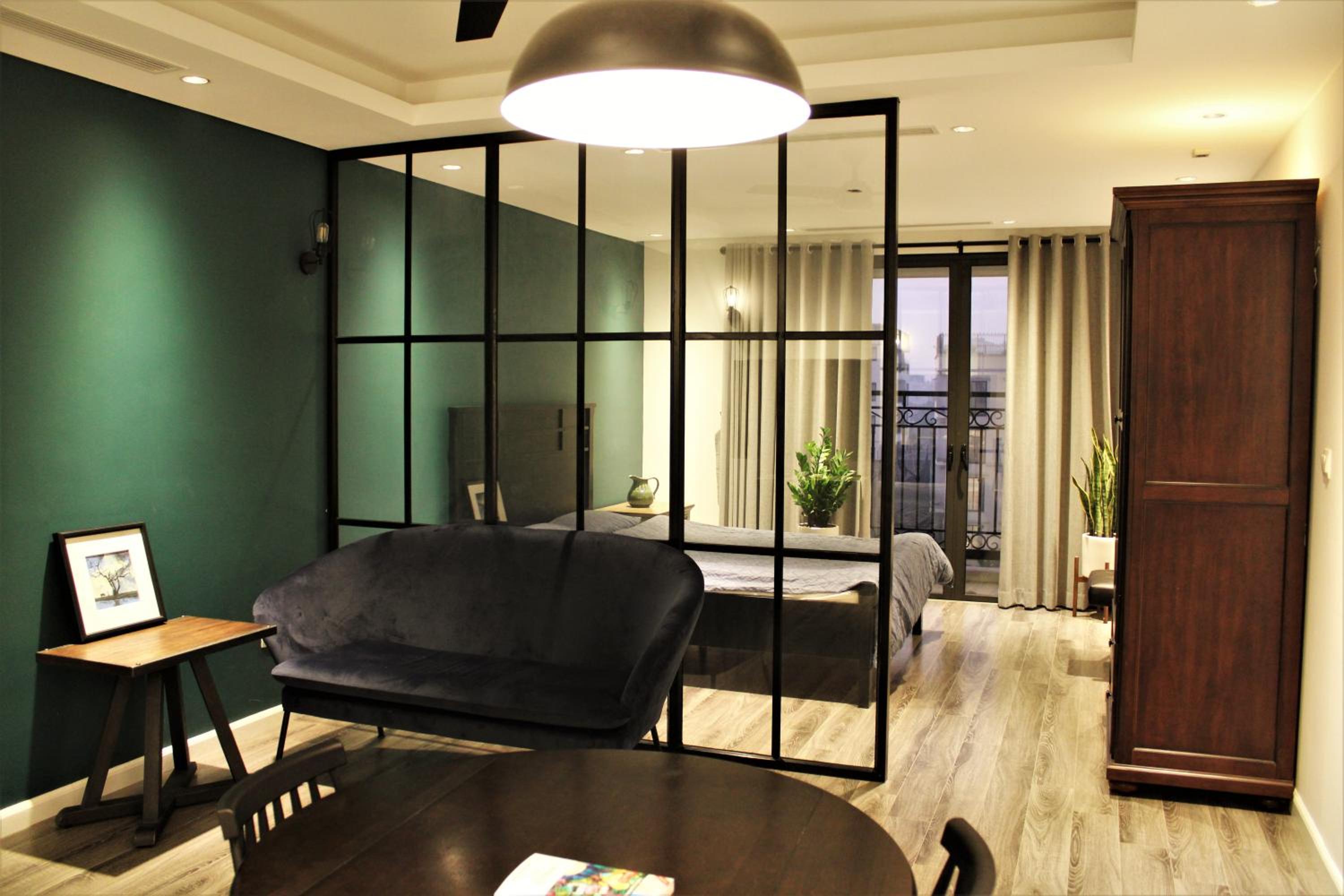 D'LEROI SOLEIL- TAY HO- NEAR WESTLAKE IN HA Noi