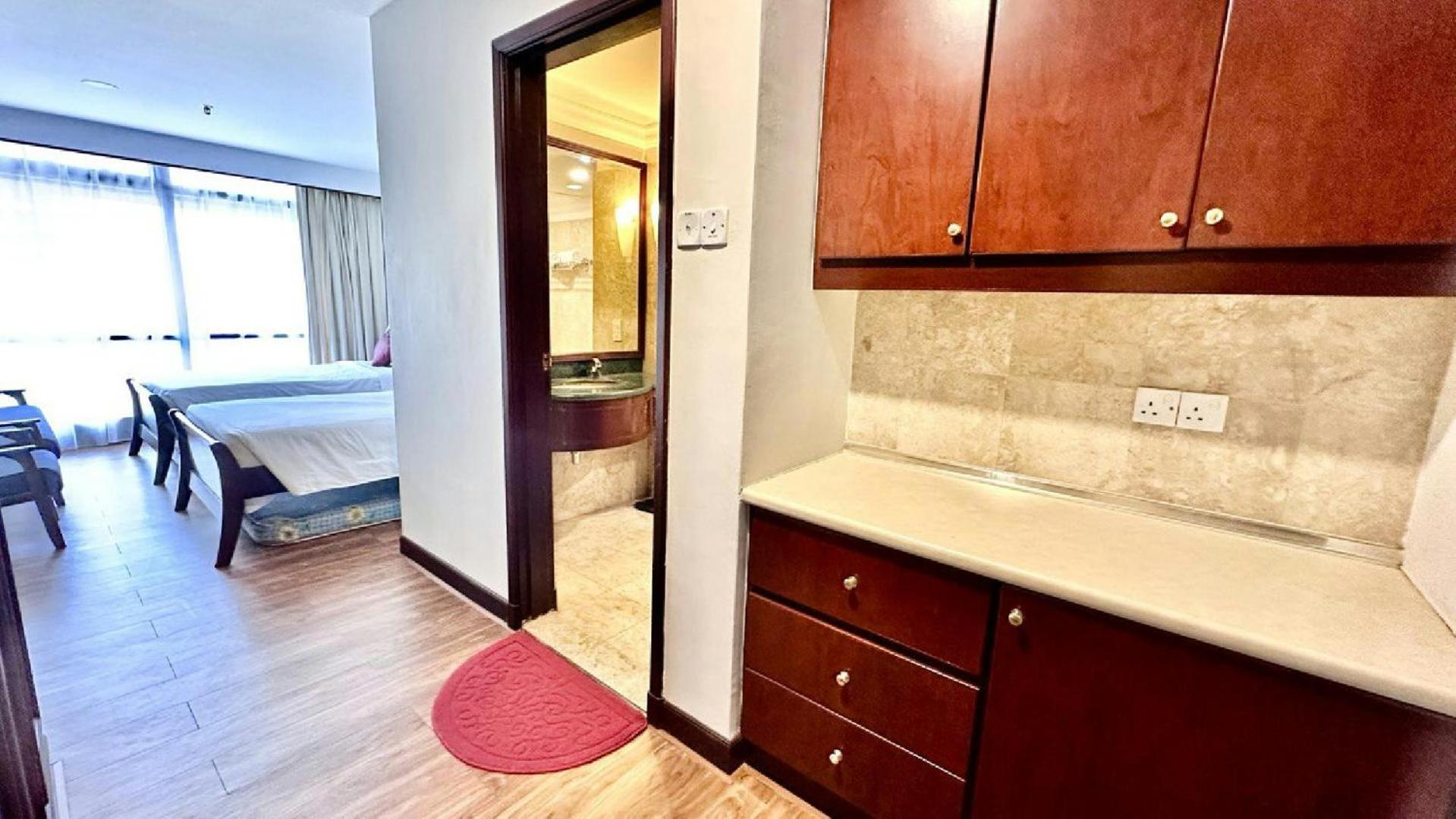 Rihanna service suite at times square