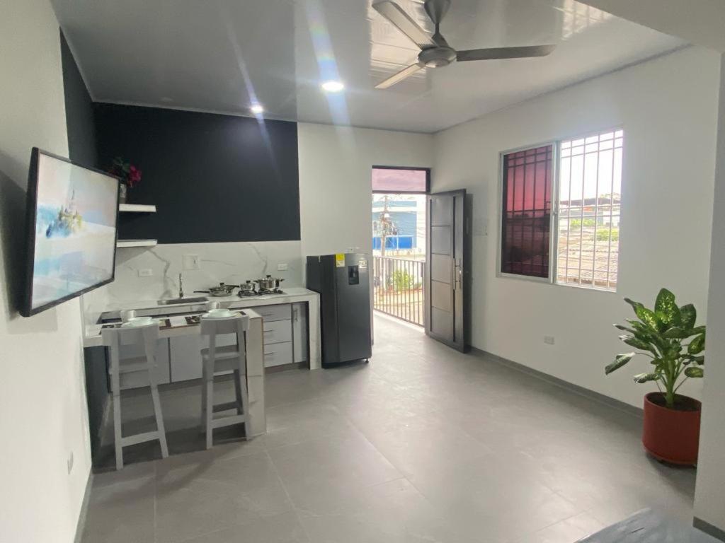 Apartestudios del Sol Montelibano