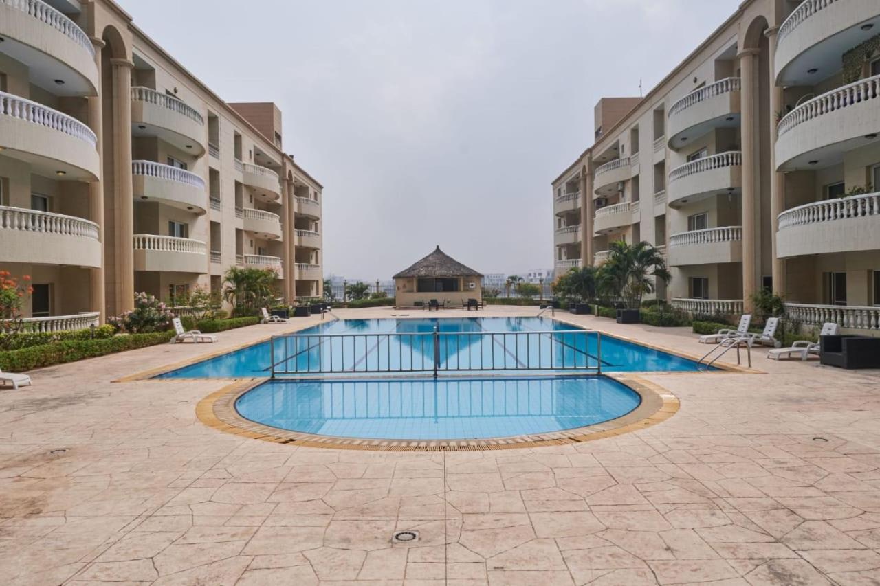 Zenith Apartment