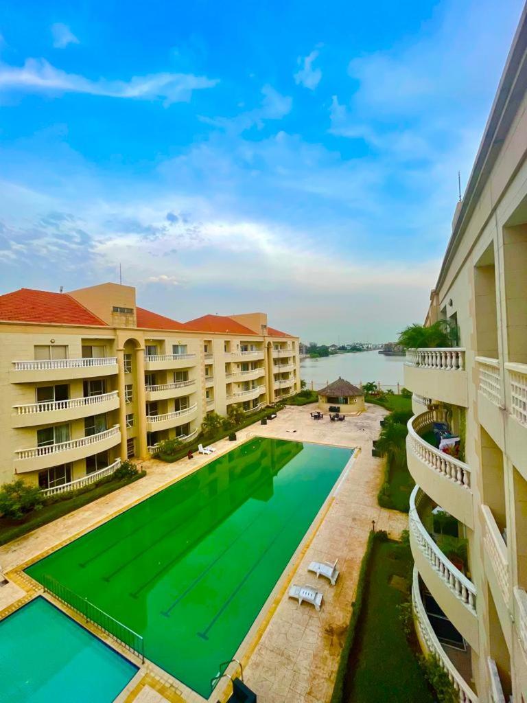 Zenith Apartment