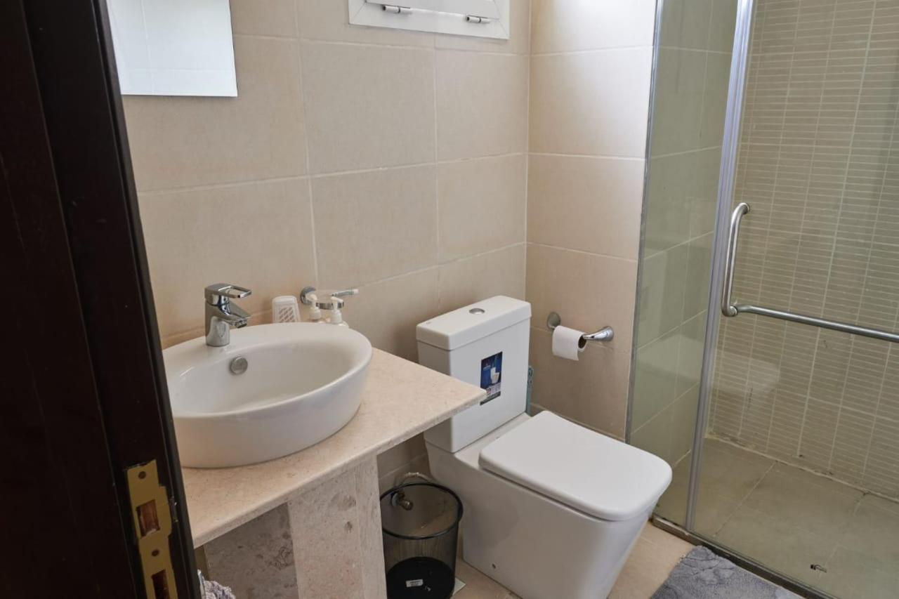 Zenith Apartment